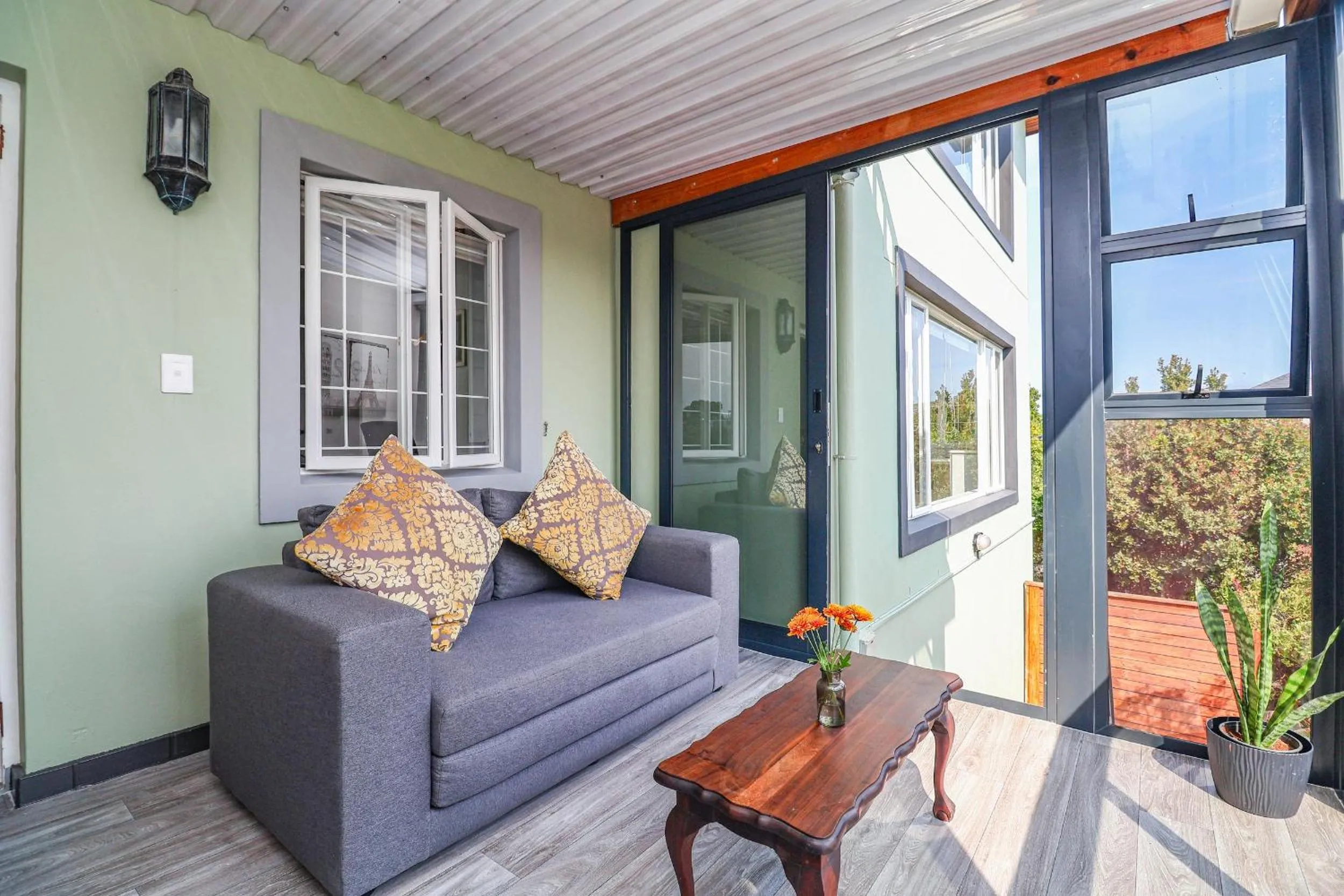 Living room in Glenview Heads Apartments