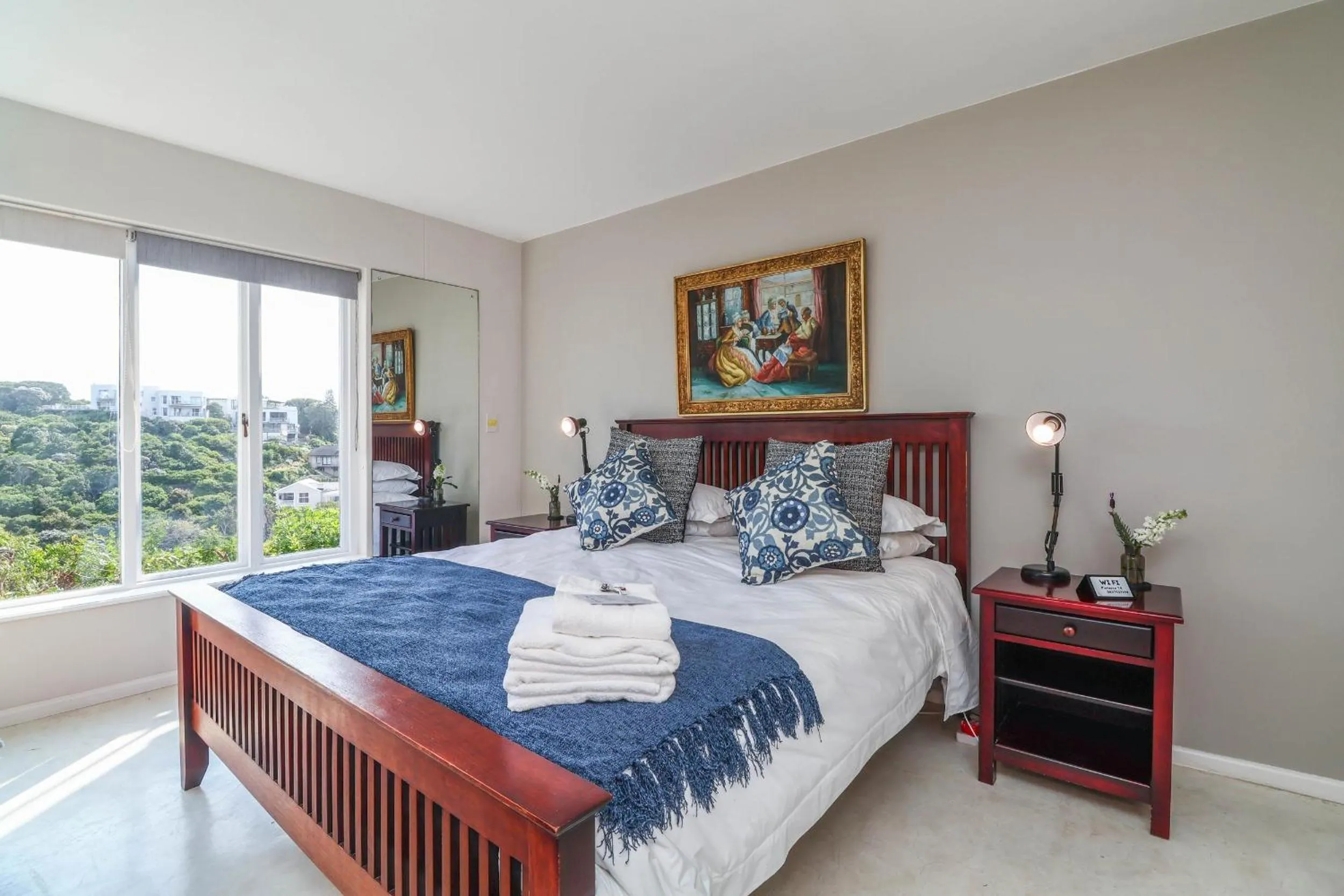 Bed in Glenview Heads Apartments