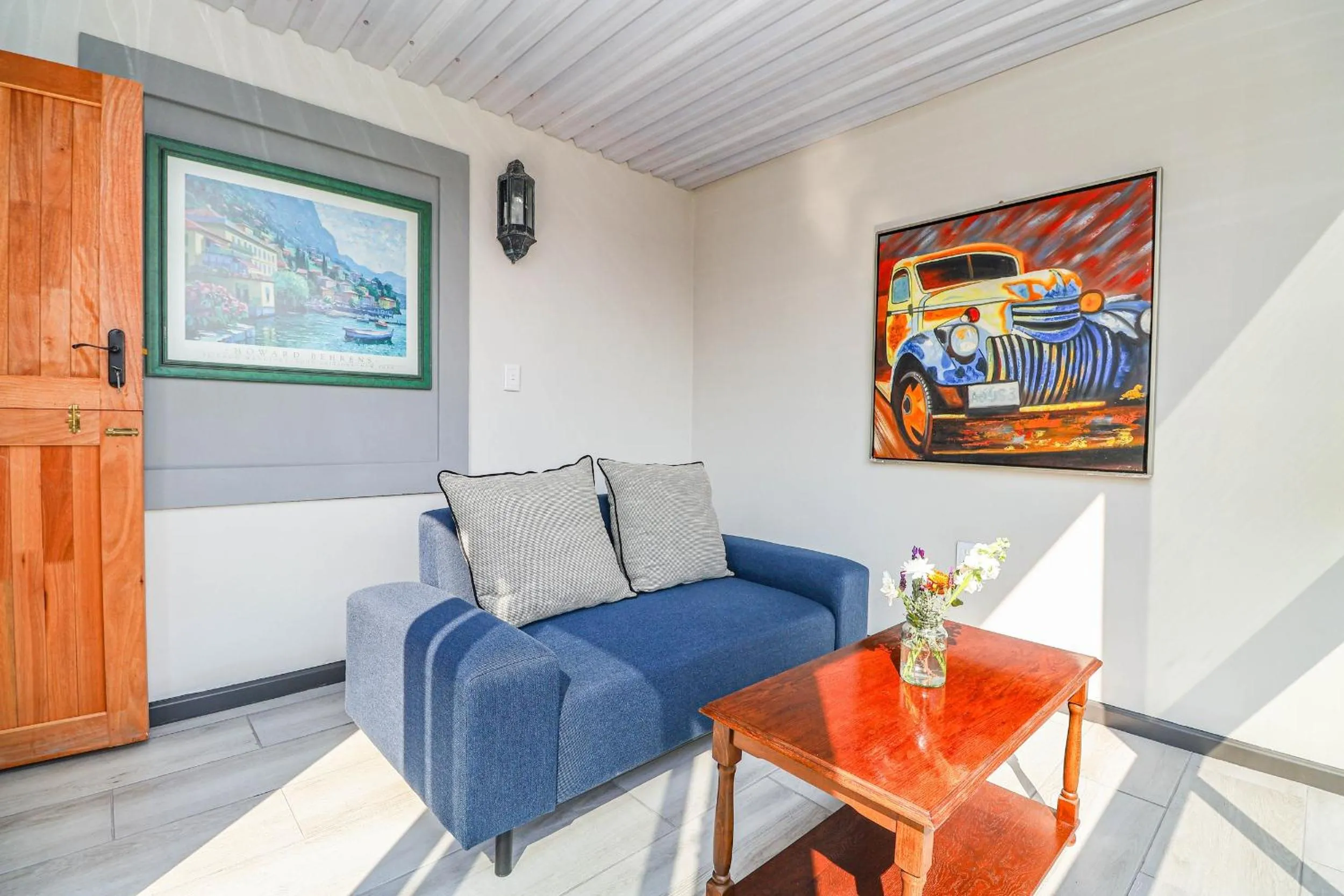 Living room in Glenview Heads Apartments