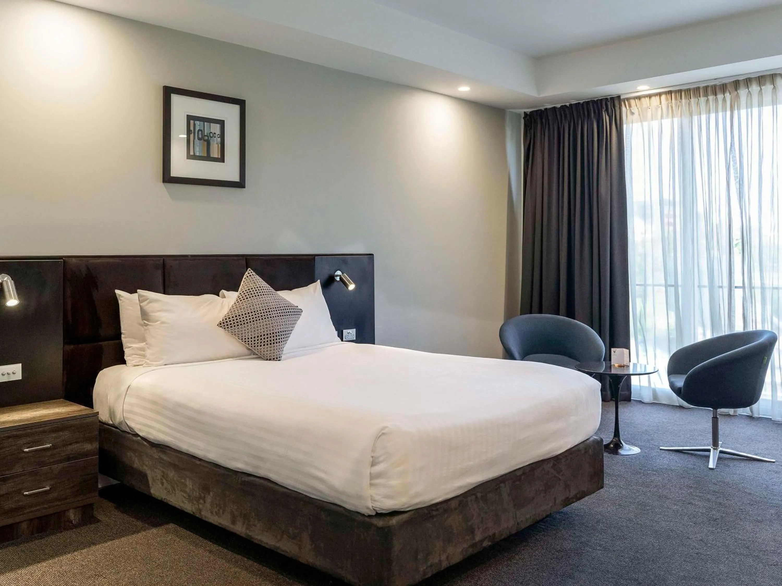 Bedroom, Bed in Adelaide Rockford