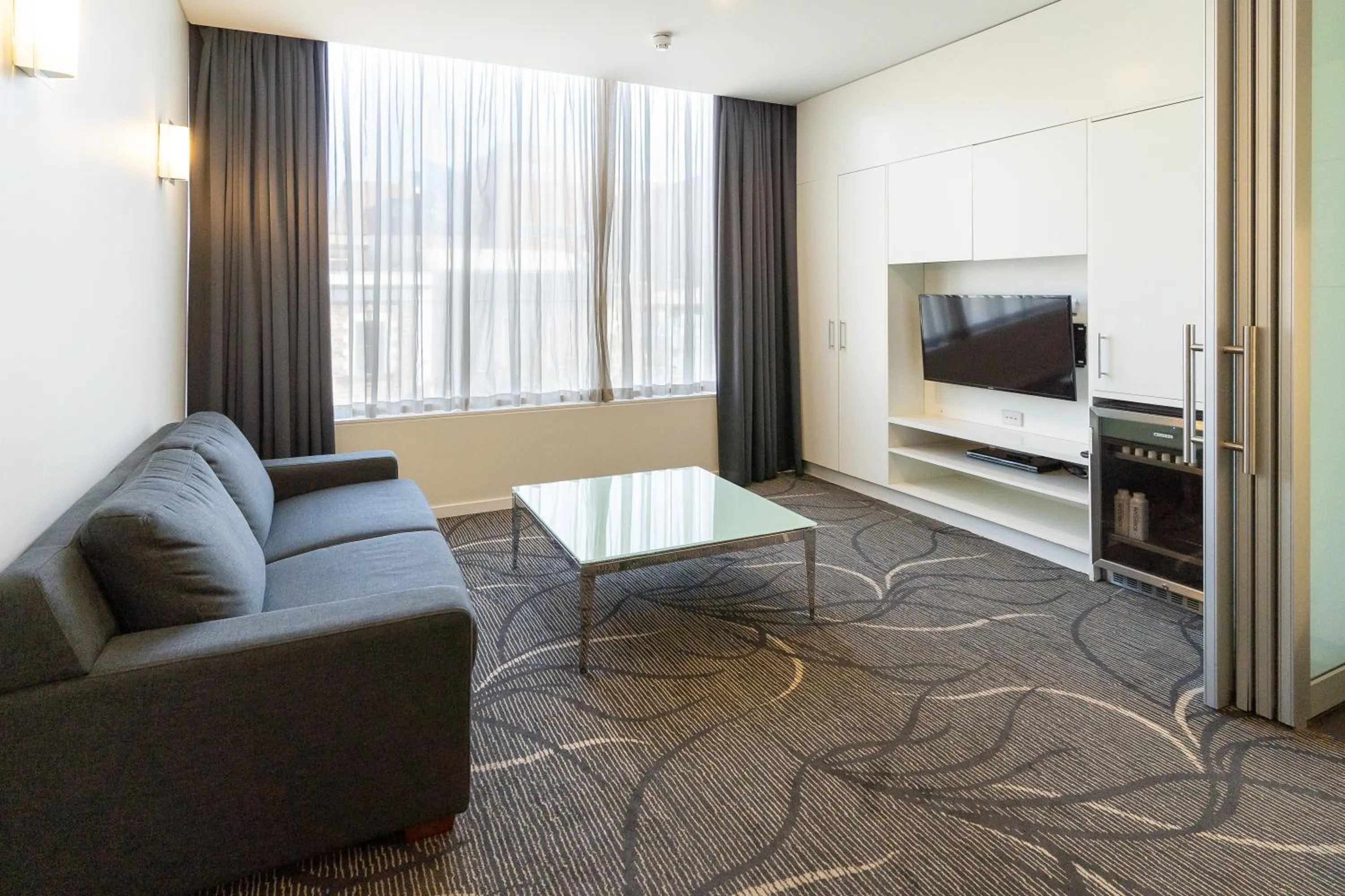 TV and multimedia in Adelaide Rockford