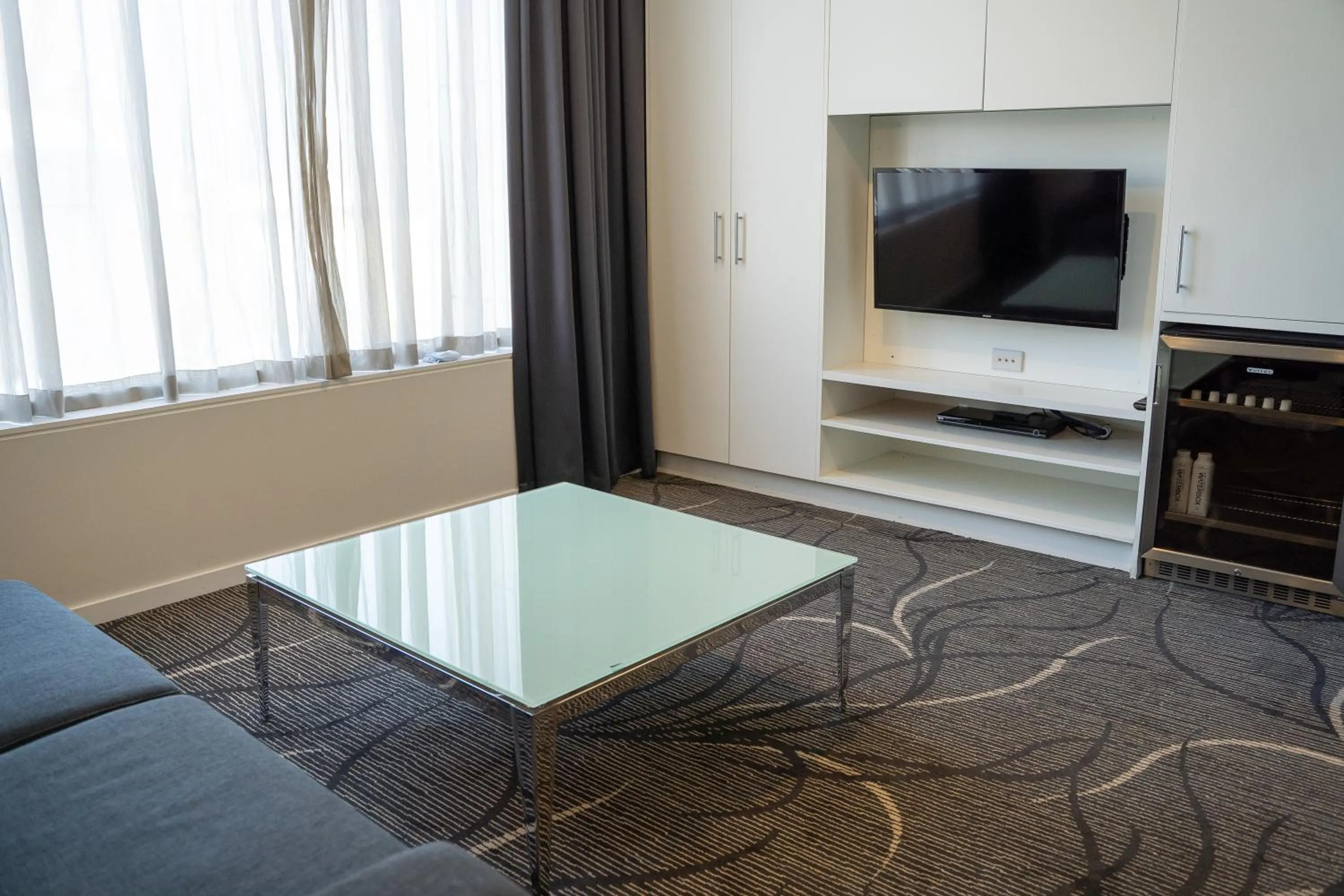 TV and multimedia in Adelaide Rockford