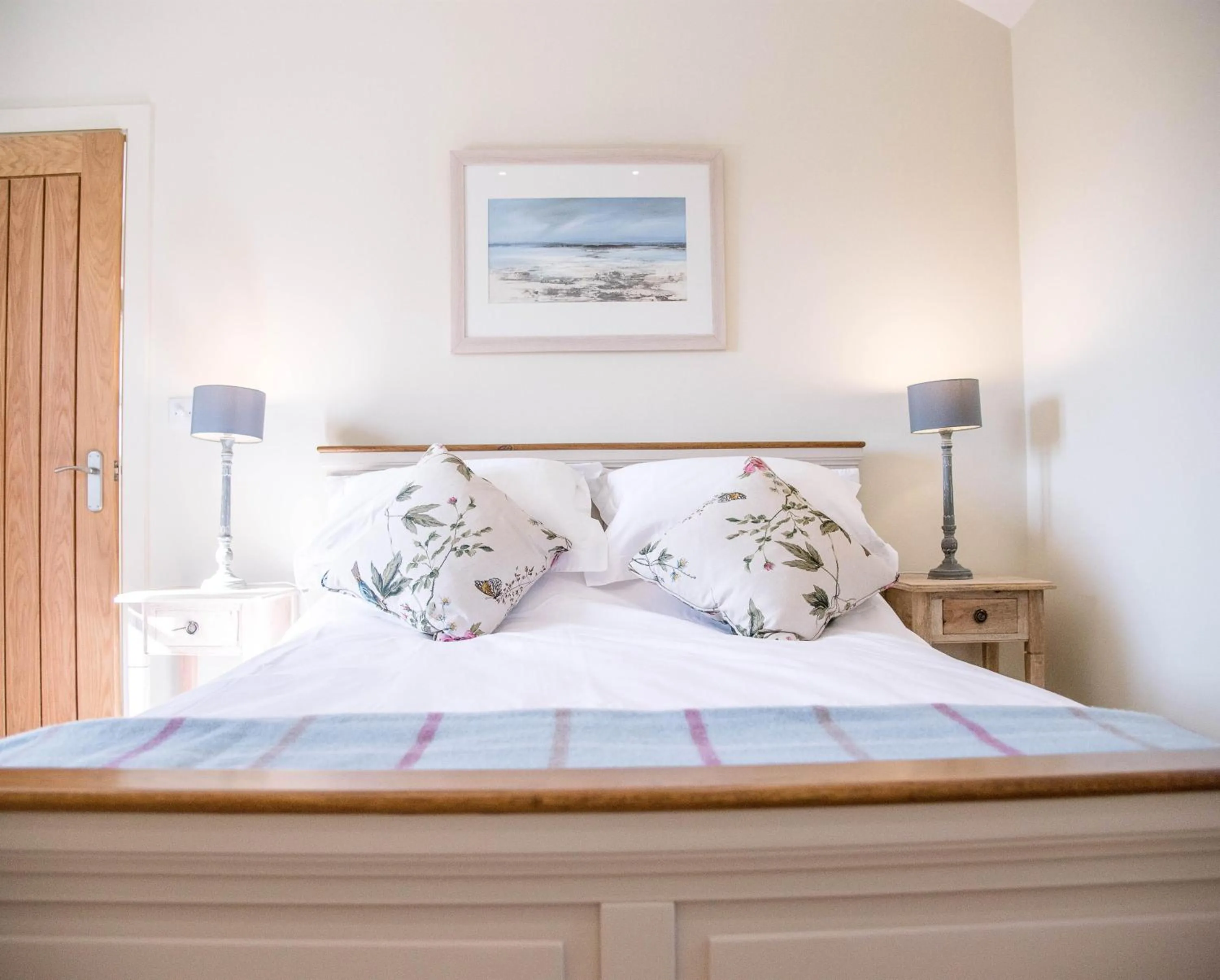 Bedroom, Bed in Hill Stables, Ufford