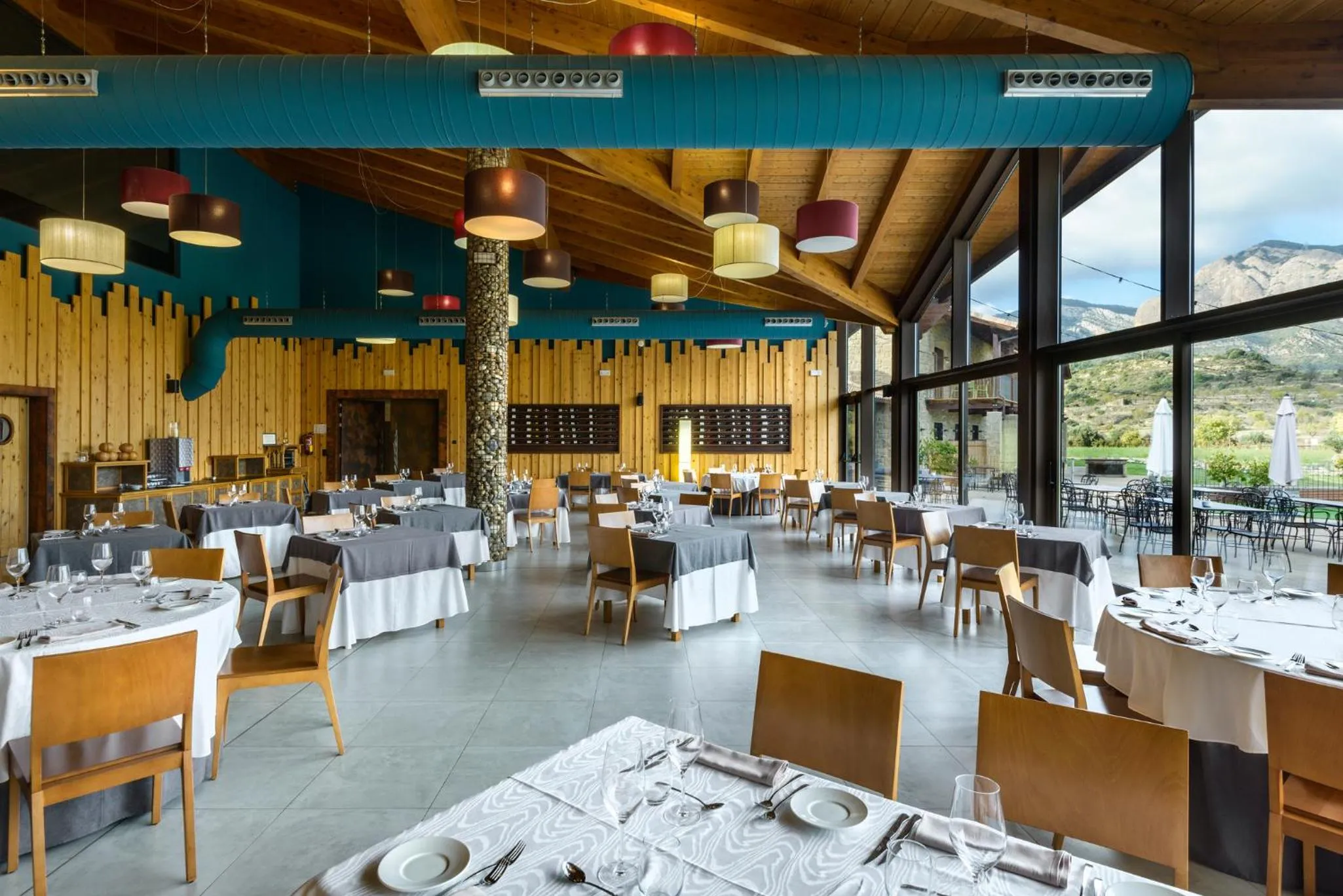 Restaurant/places to eat in Hotel Spa Aguas de los Mallos