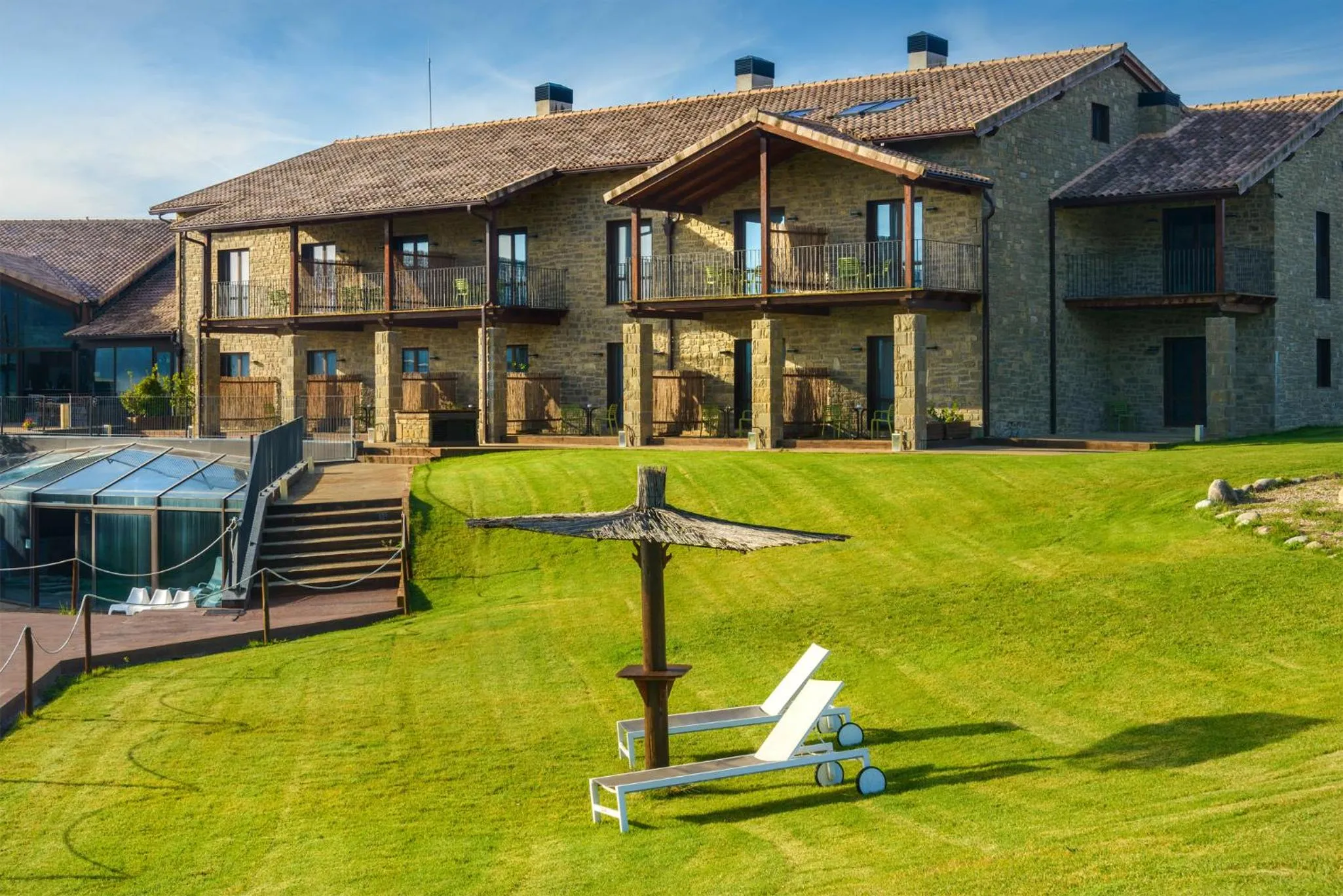 Property building in Hotel Spa Aguas de los Mallos