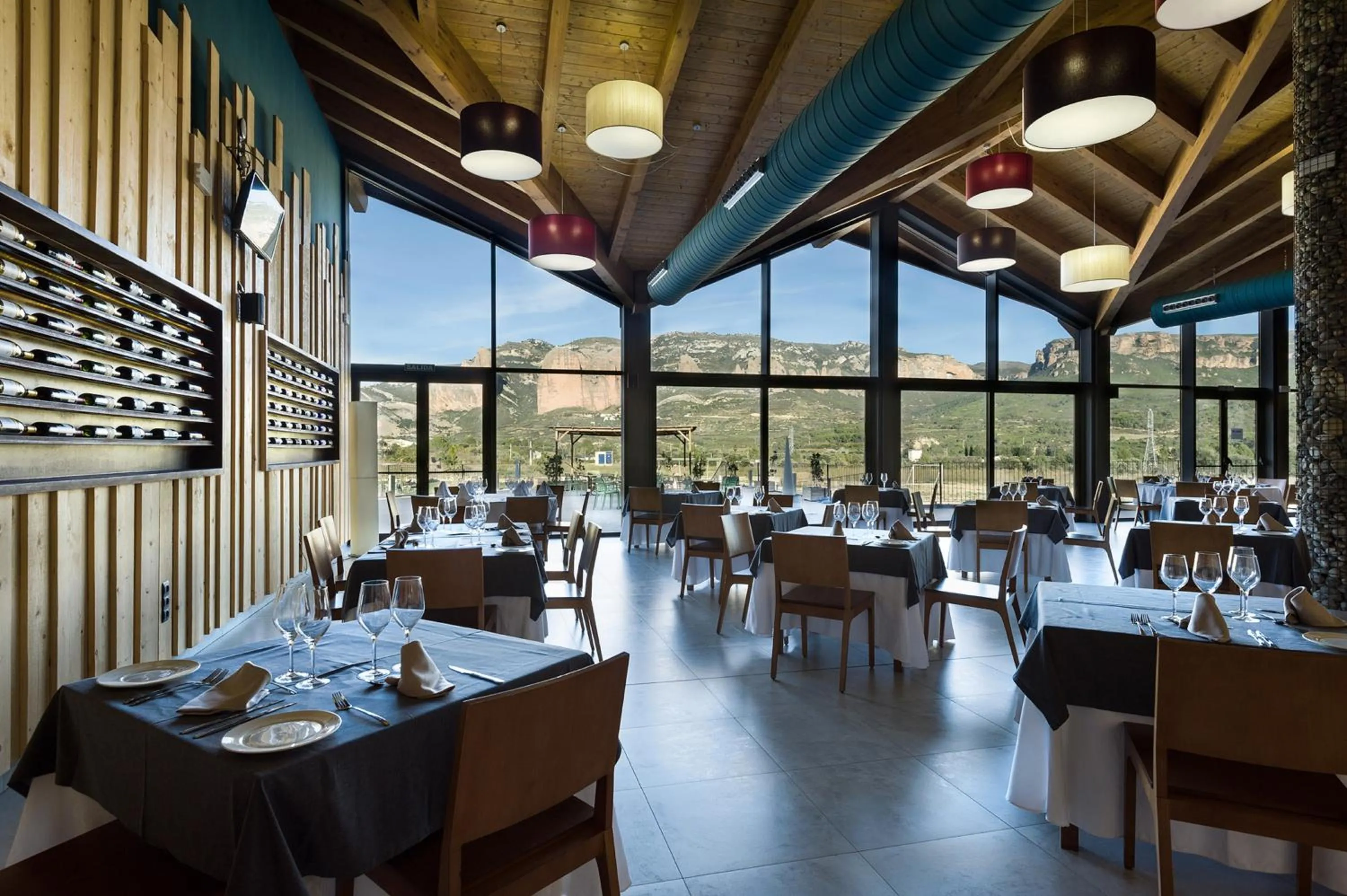 Restaurant/places to eat in Hotel Spa Aguas de los Mallos