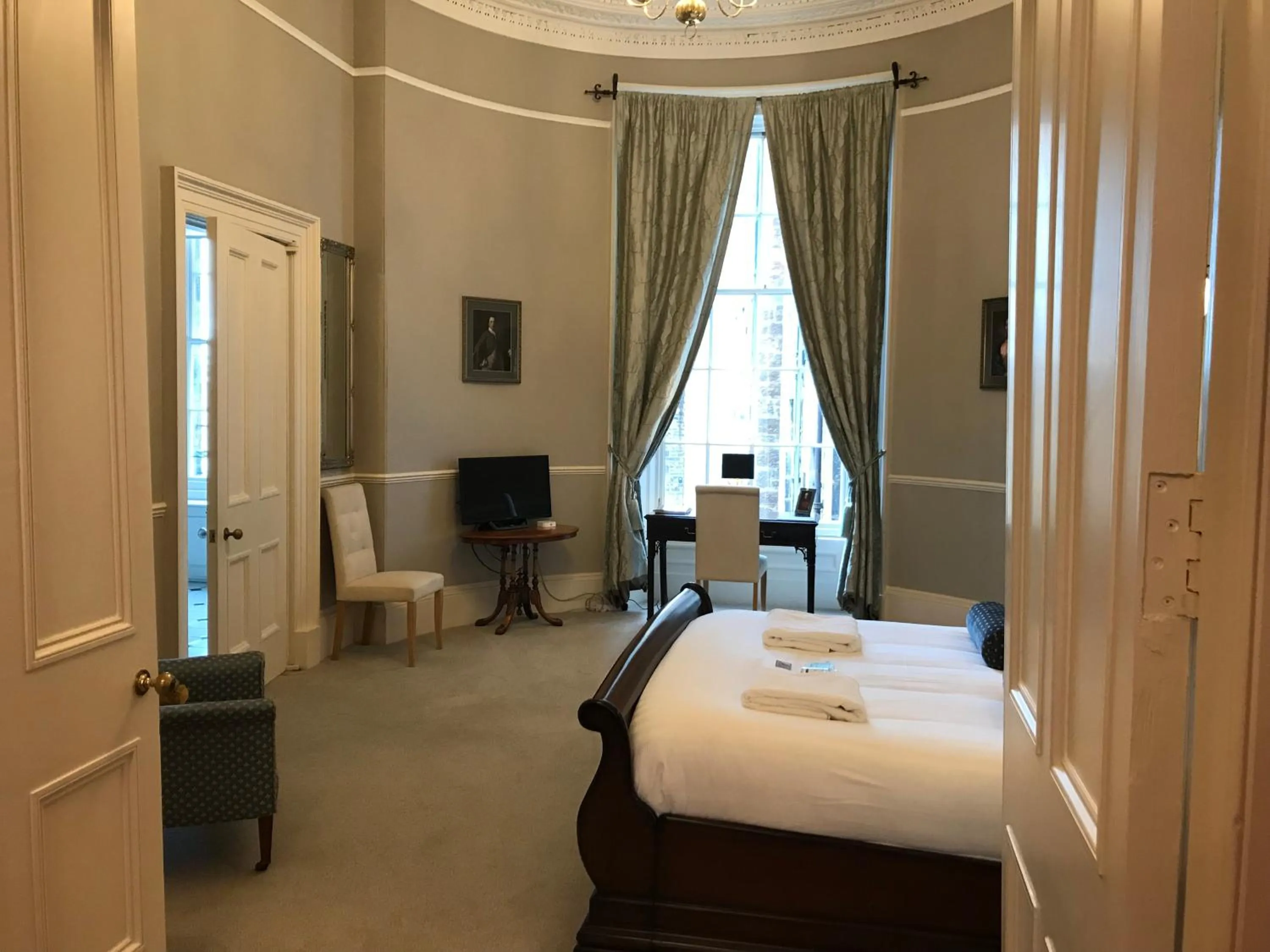 Other, Bed in Escape To Edinburgh @ Albyn Place