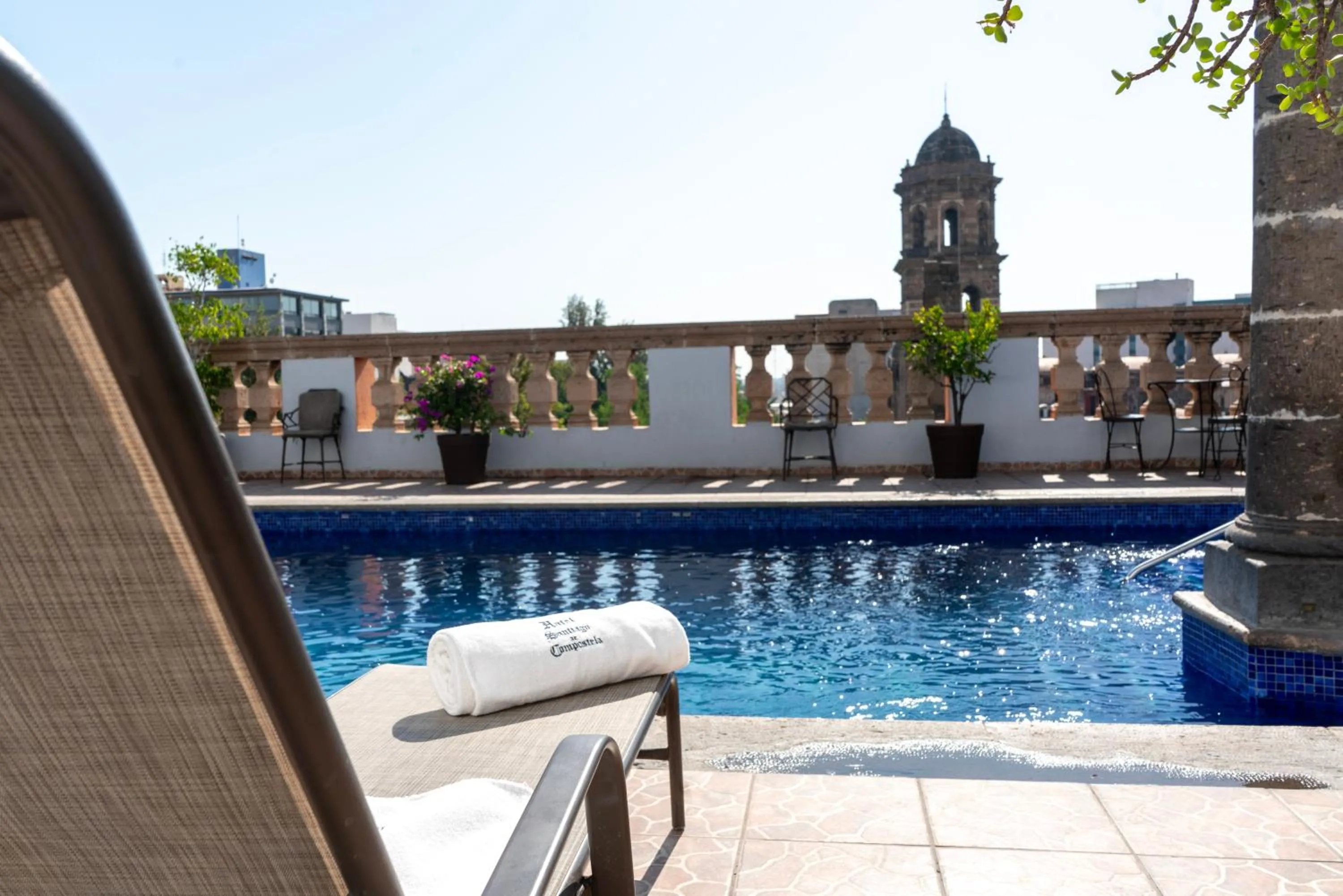 Patio in Hotel Santiago De Compostela - Guadalajara Centro Historico