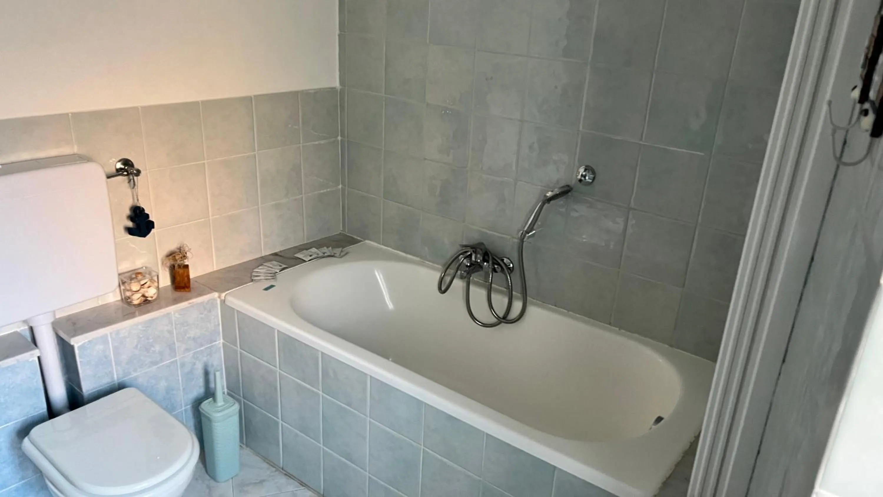 Toilet in B&B Ligustico