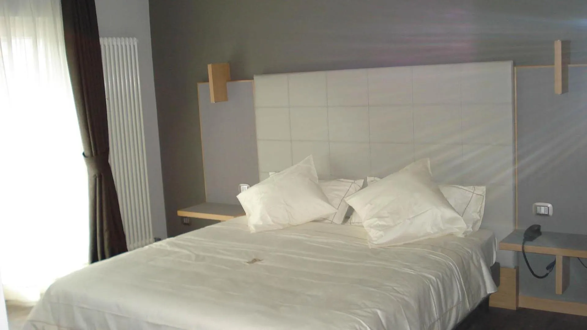 Bed in Hotel Garni Vittoria