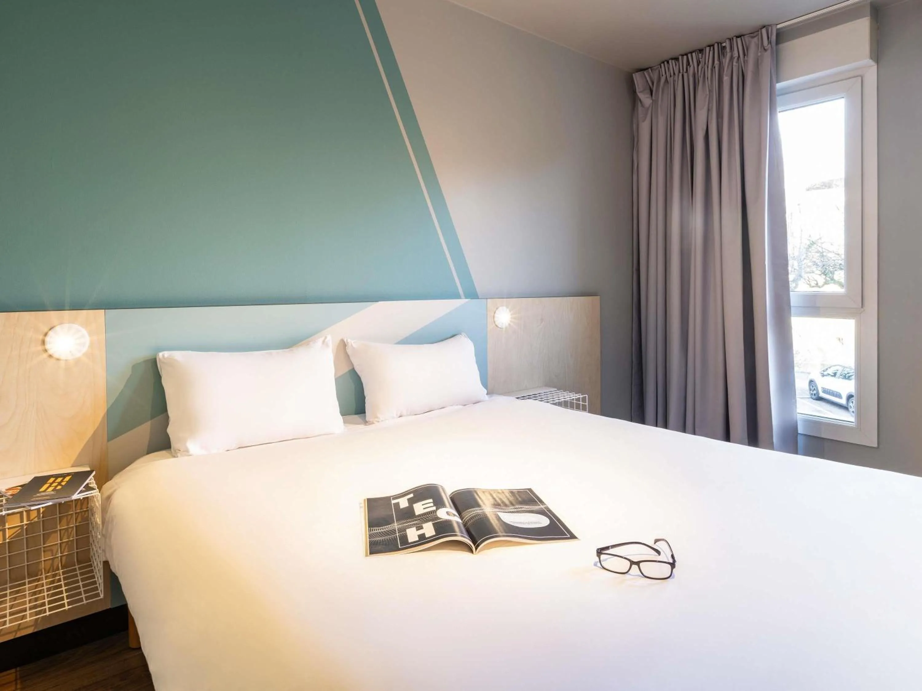 Bedroom, Bed in ibis budget Saint Dié des Vosges