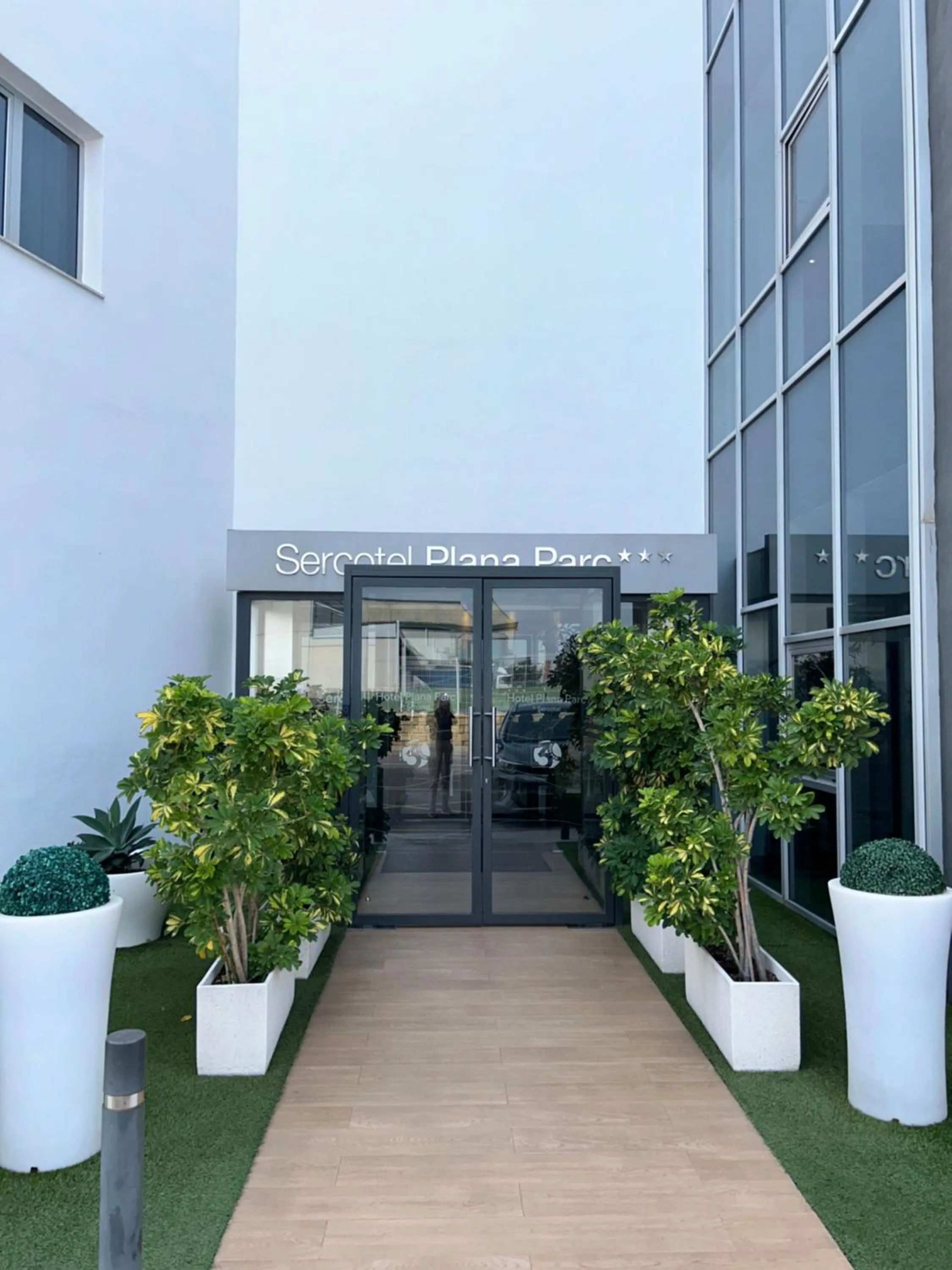 Lobby or reception in Hotel Sercotel Plana Parc