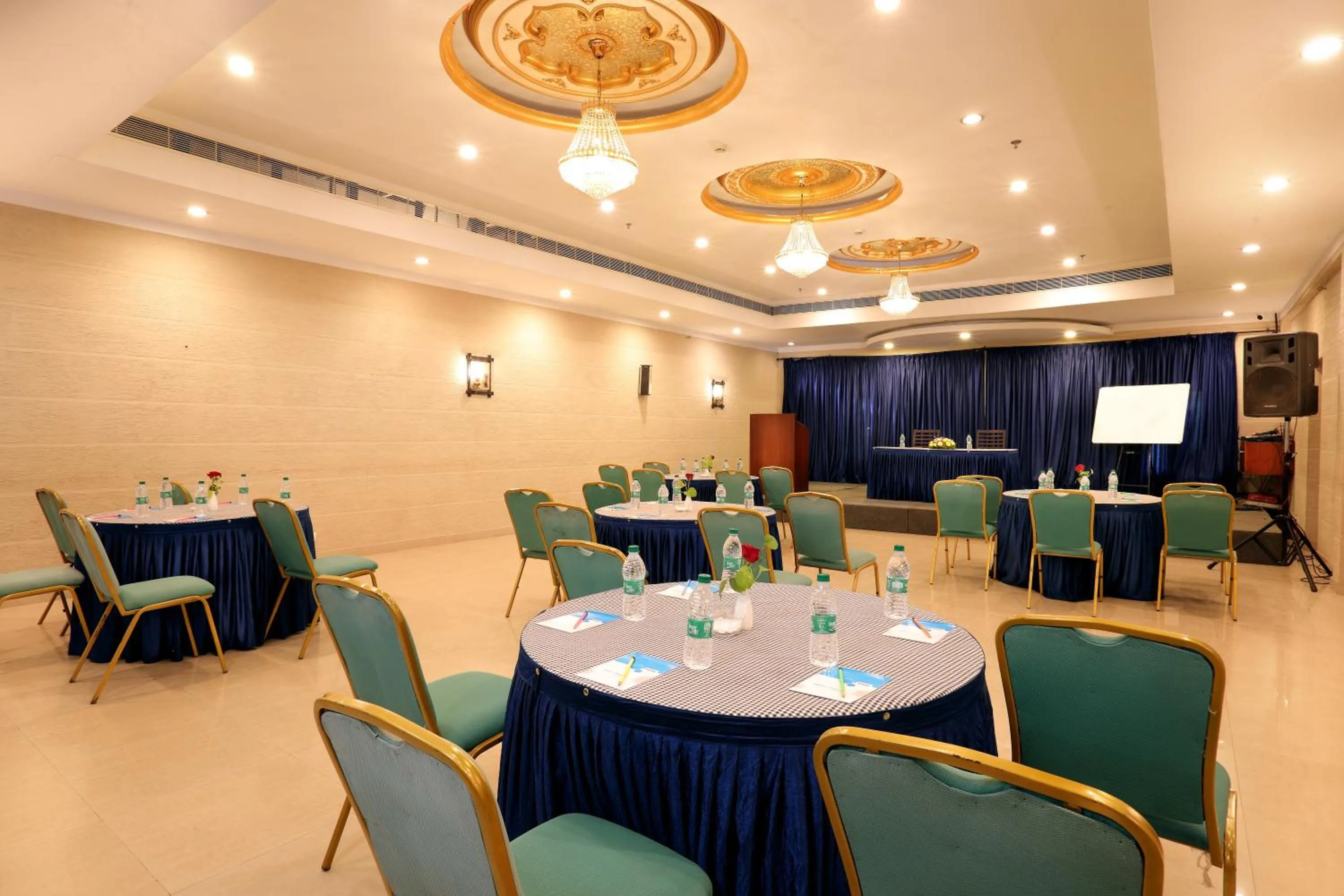 Banquet/Function facilities in The World Backwaters, Alleppey