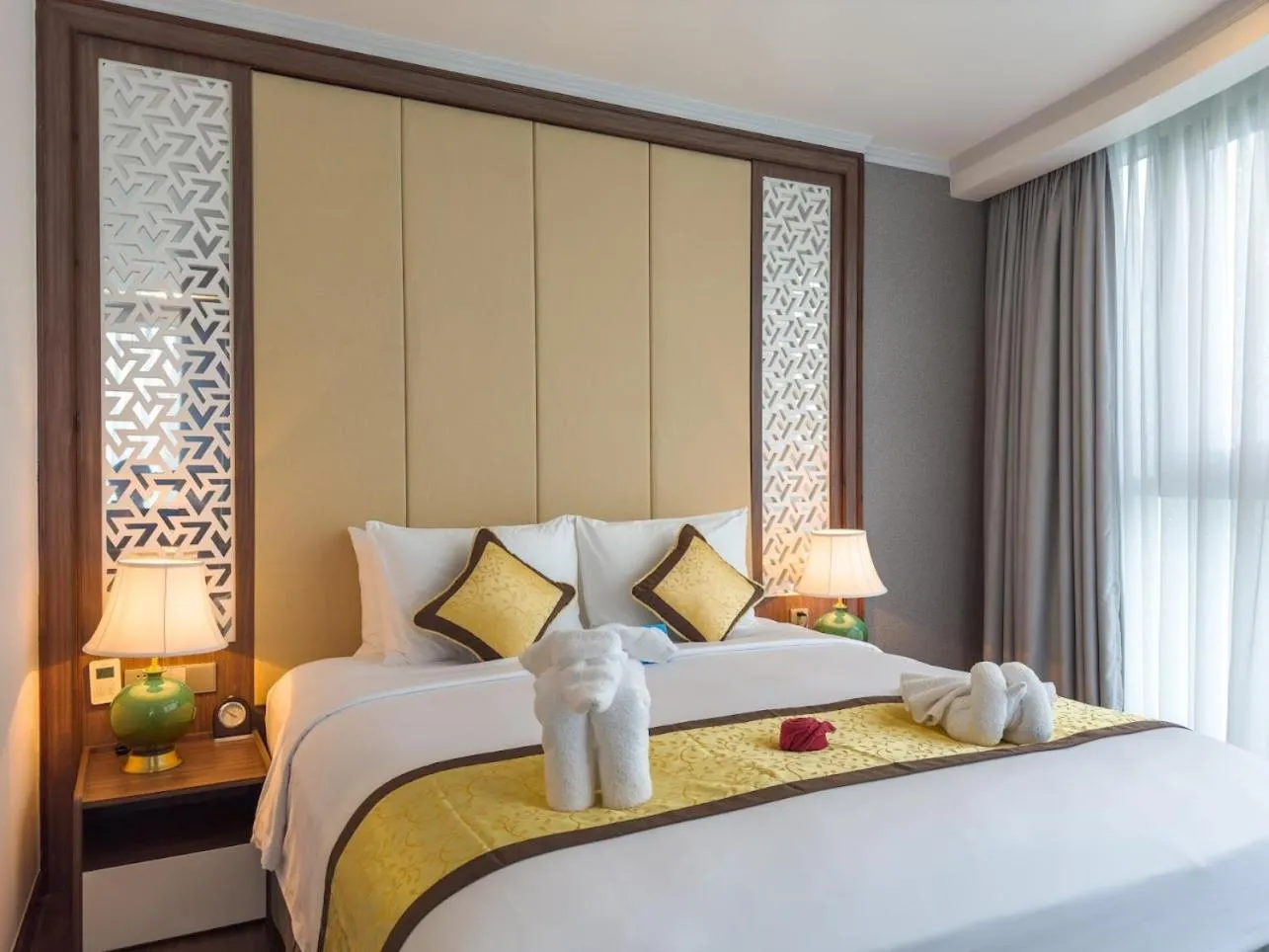 Bed in Nha Trang Horizon Hotel