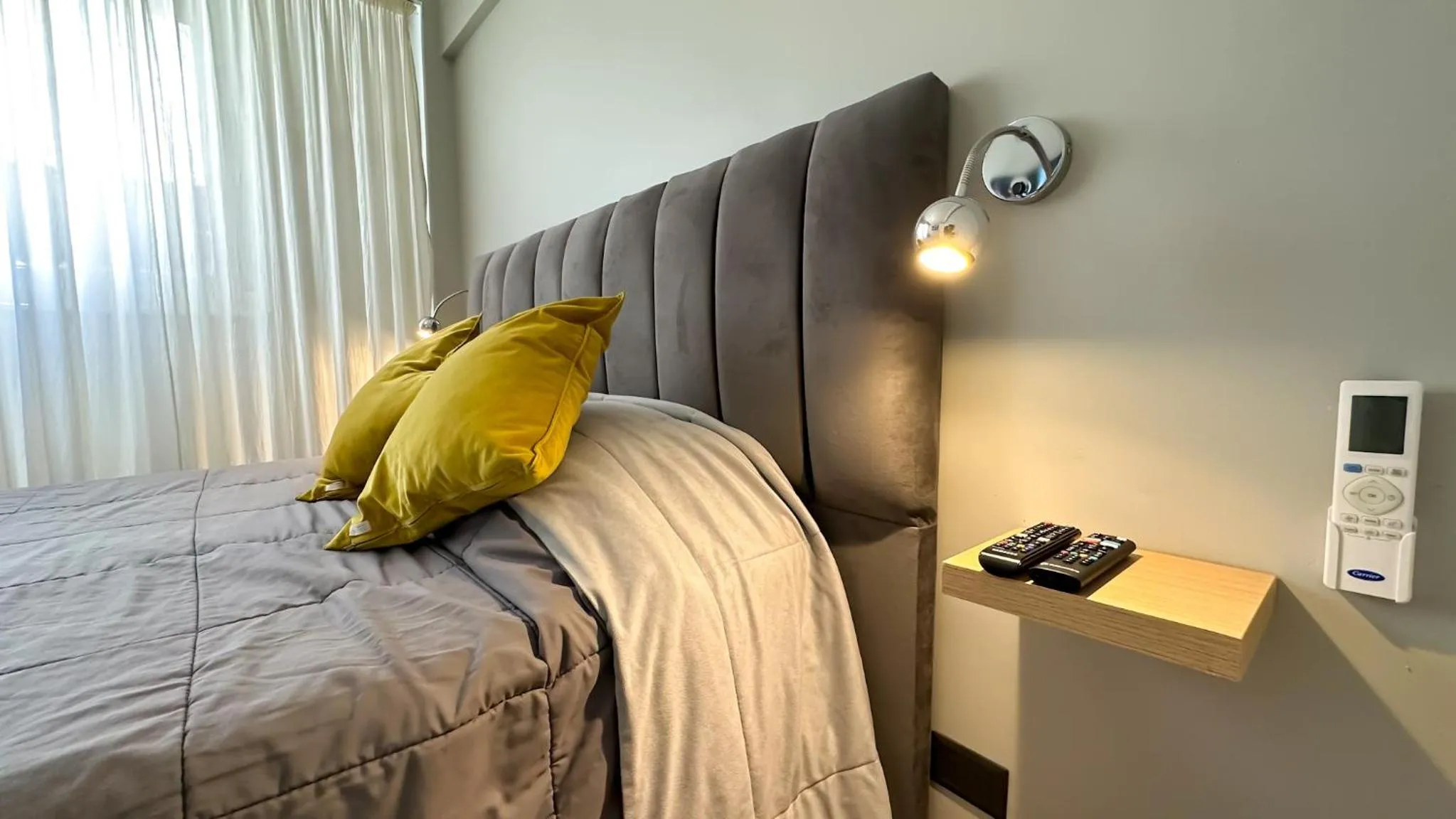 Bedroom, Bed in Soho Rentals