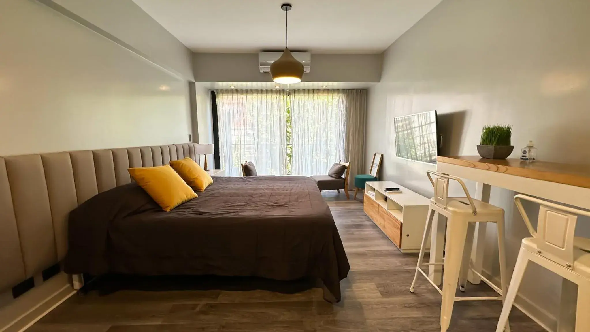 Superior Apartment in Soho Rentals Superior Apartment in Soho Rentals