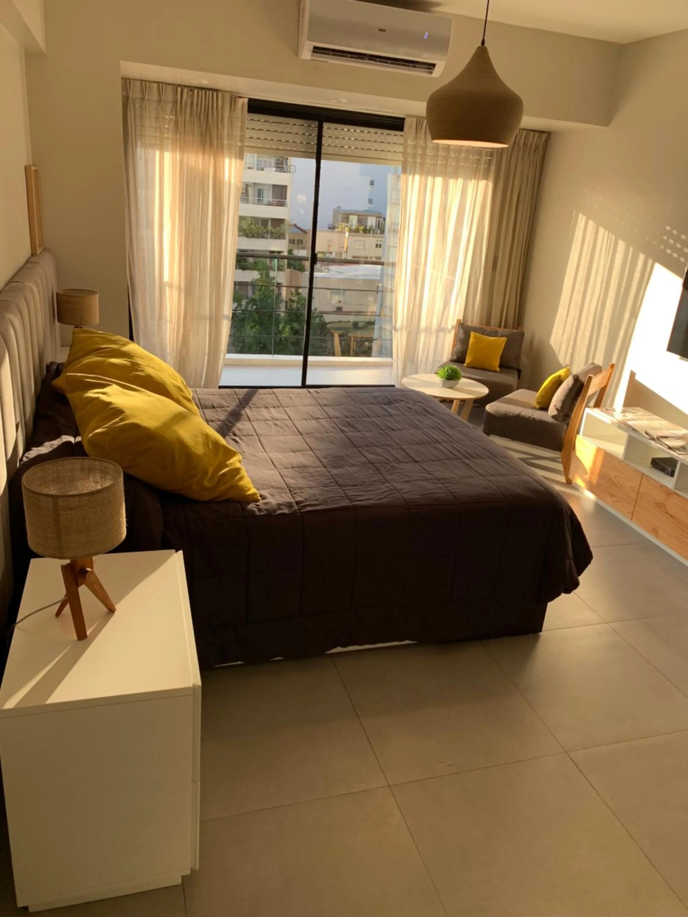 Bedroom, Bed in Soho Rentals