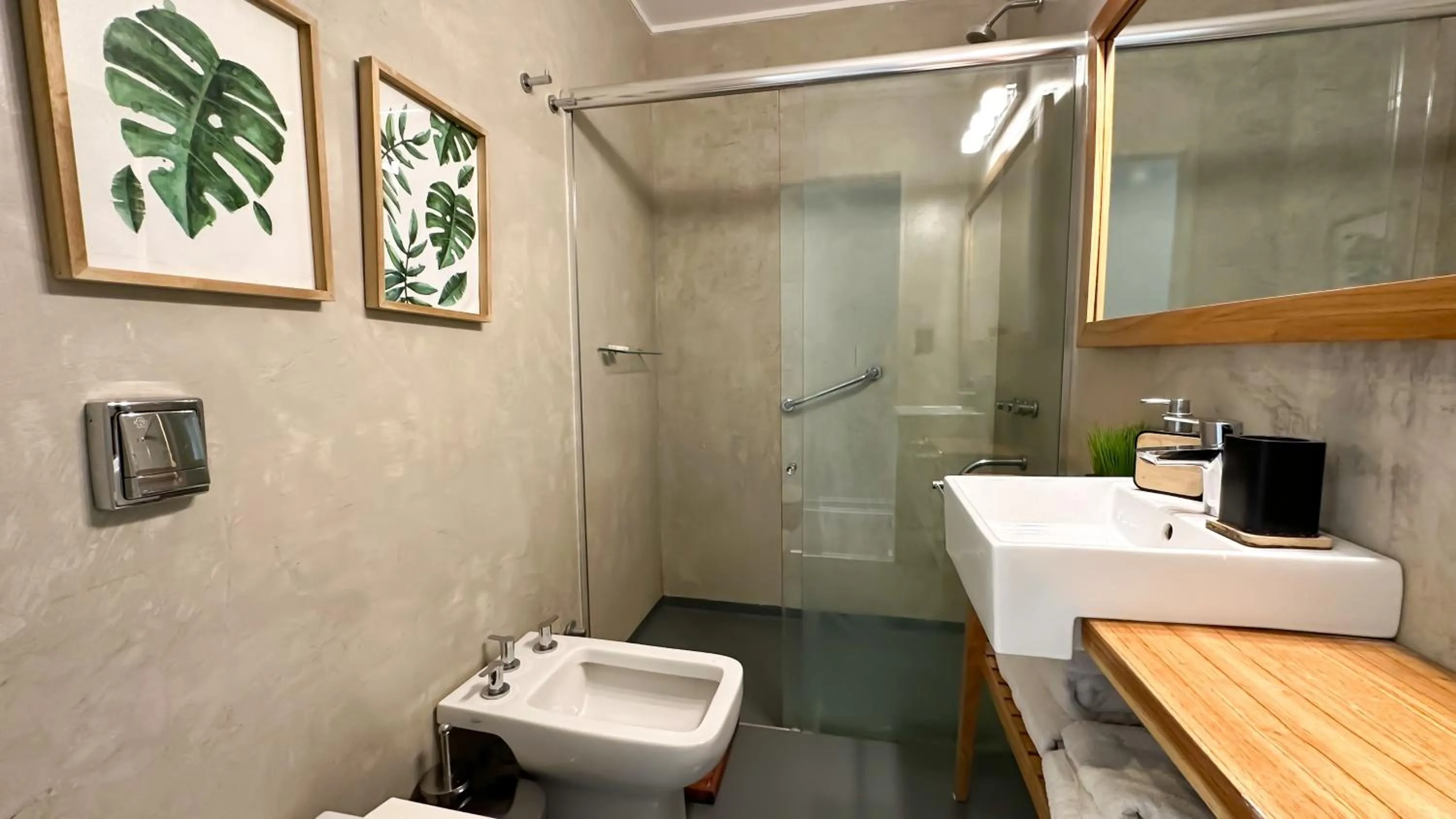 Shower in Soho Rentals