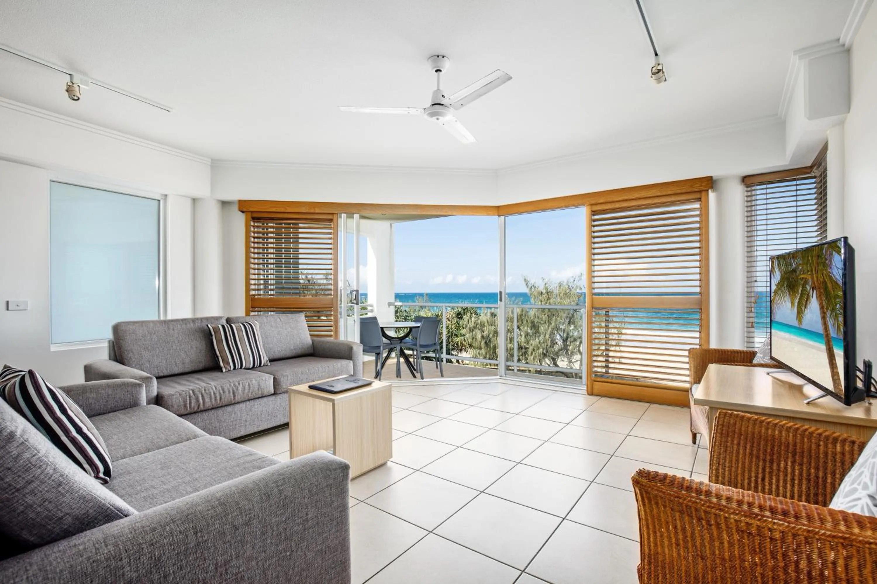 Living room in Rolling Surf Resort