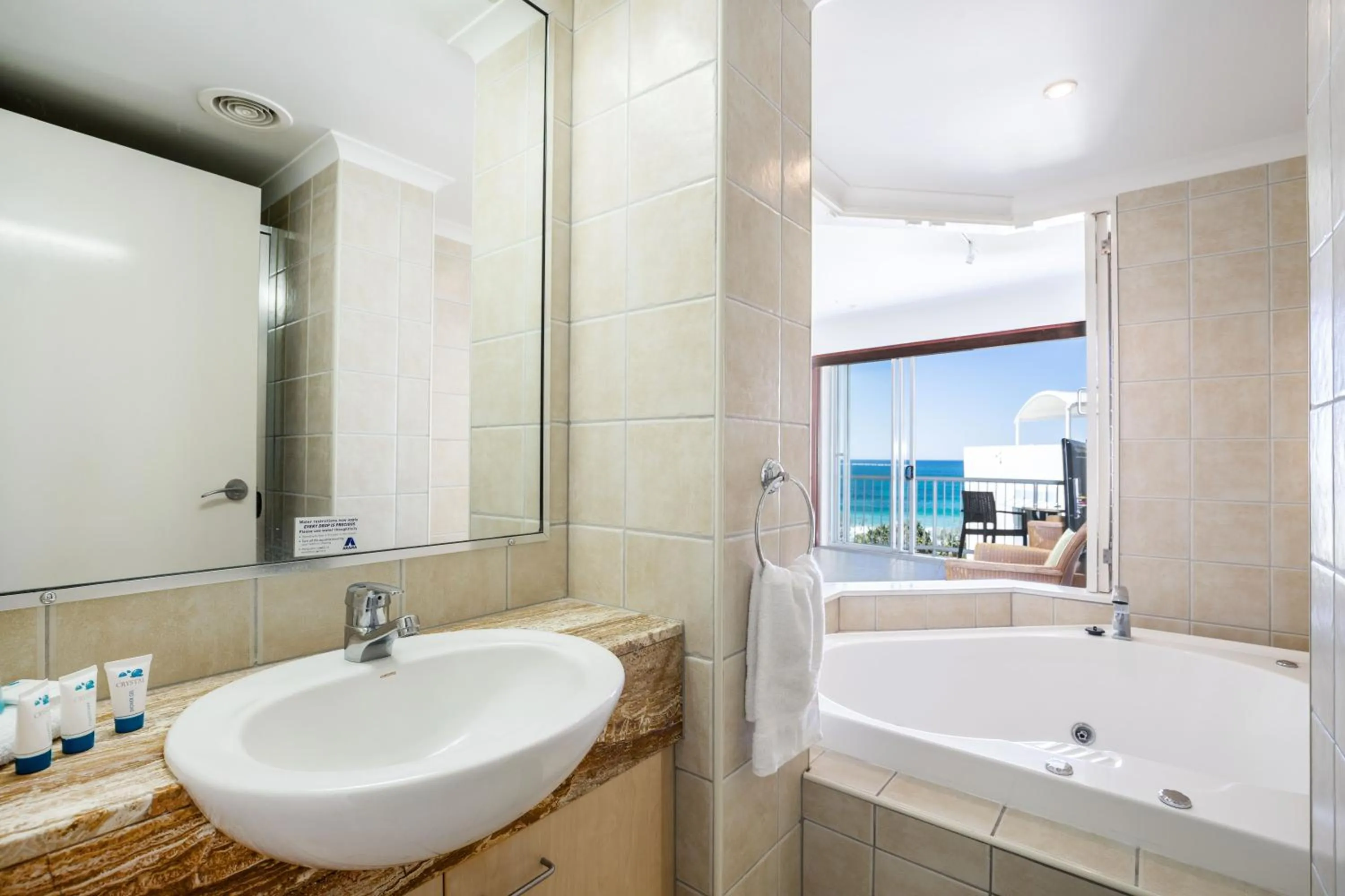 One Bedroom Apartment with Private Rooftop in Rolling Surf Resort