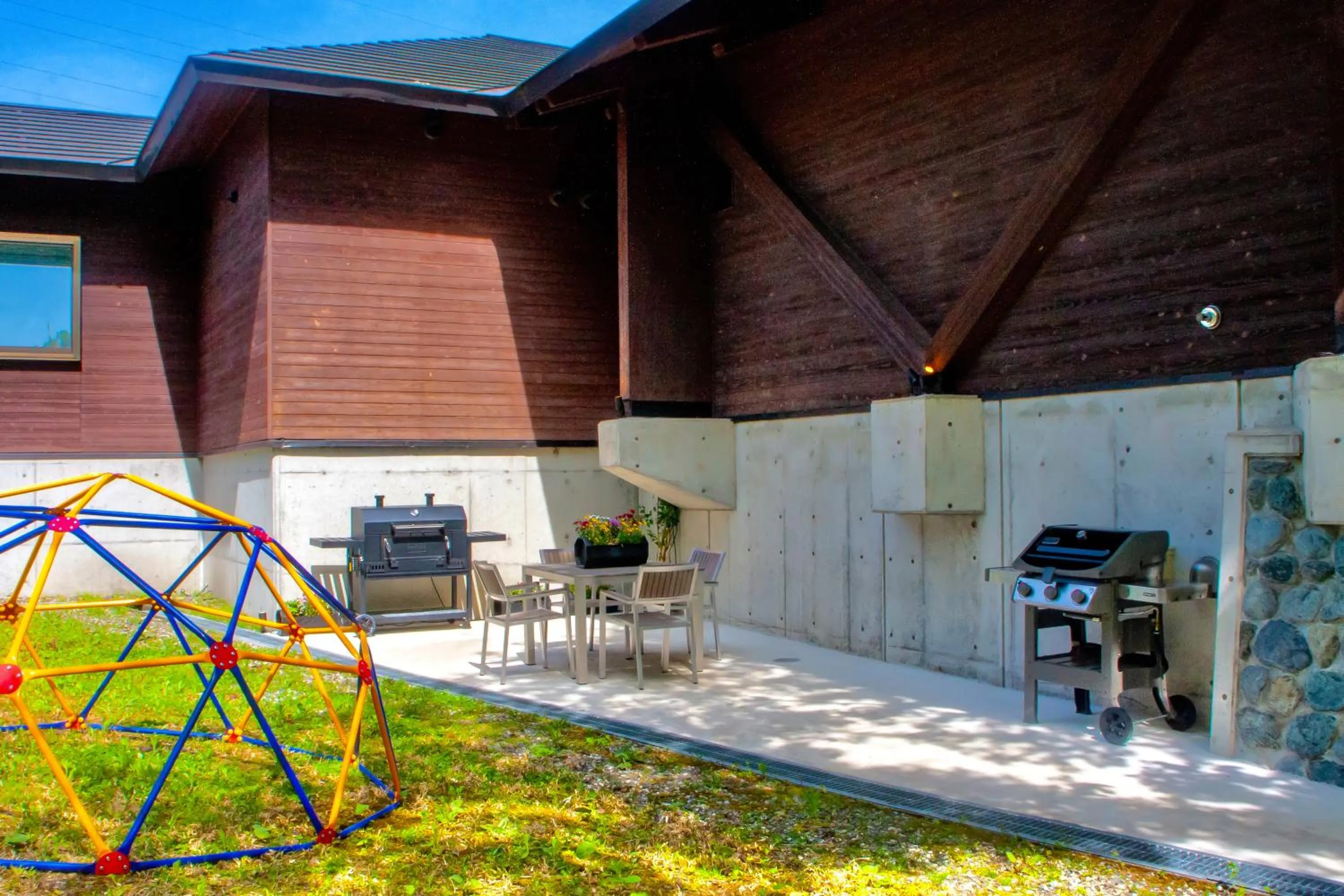 BBQ facilities in Wadano Gateway Suites & Apartments