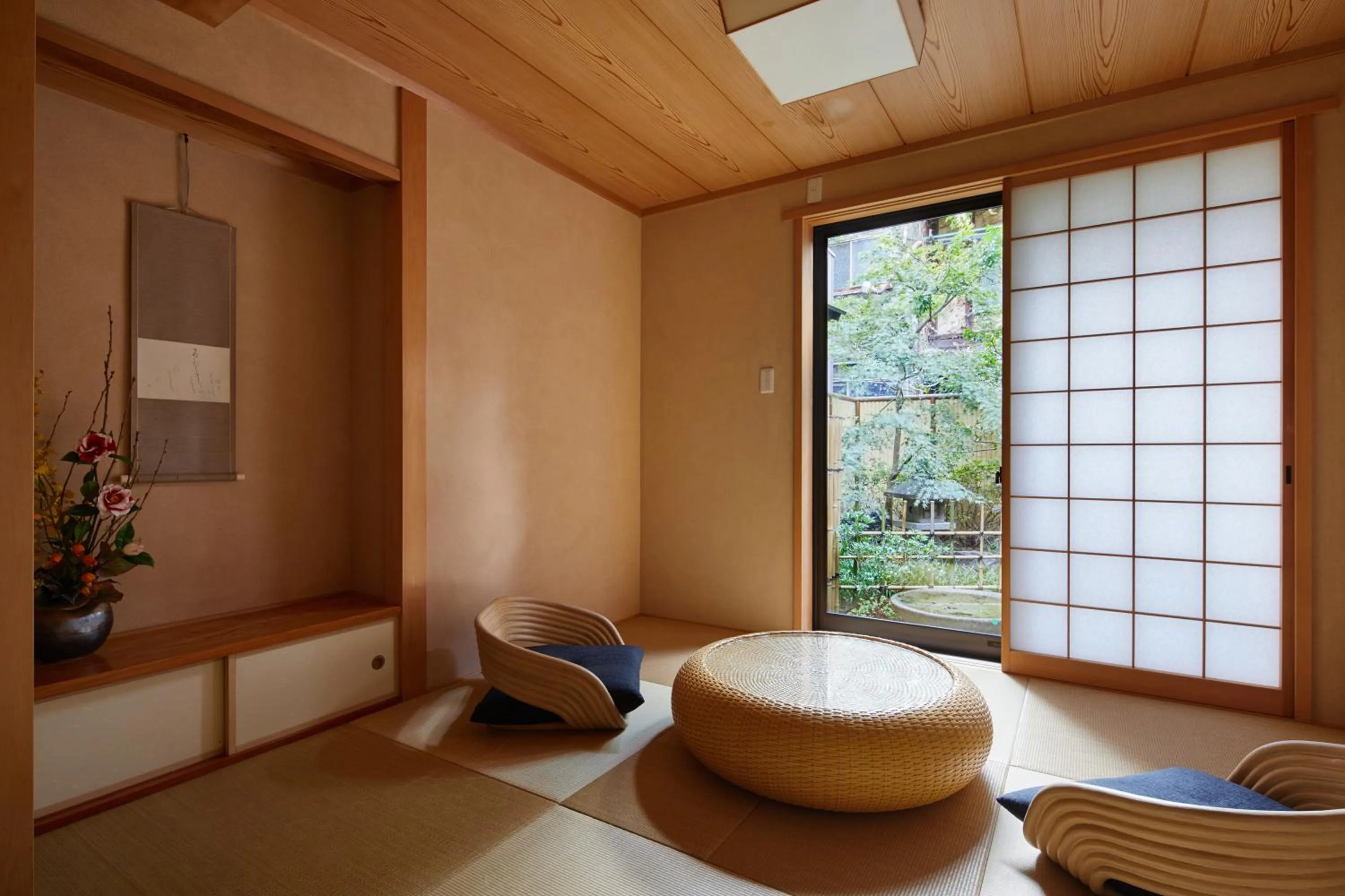 Seating area in Miro Shijo Kawaramachi Tei