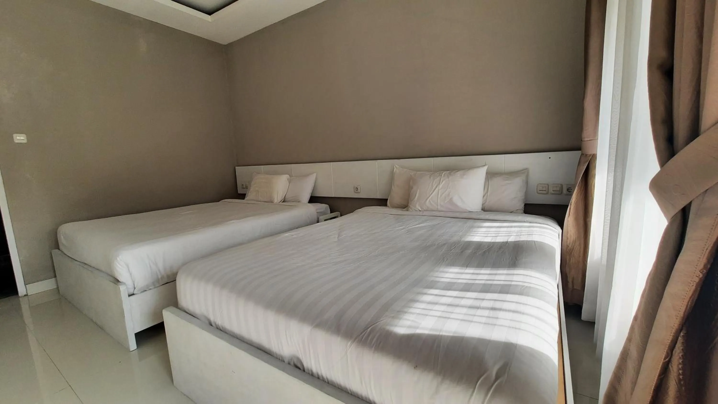 Bedroom, Bed in Sinom Borobudur Heritage Hotel