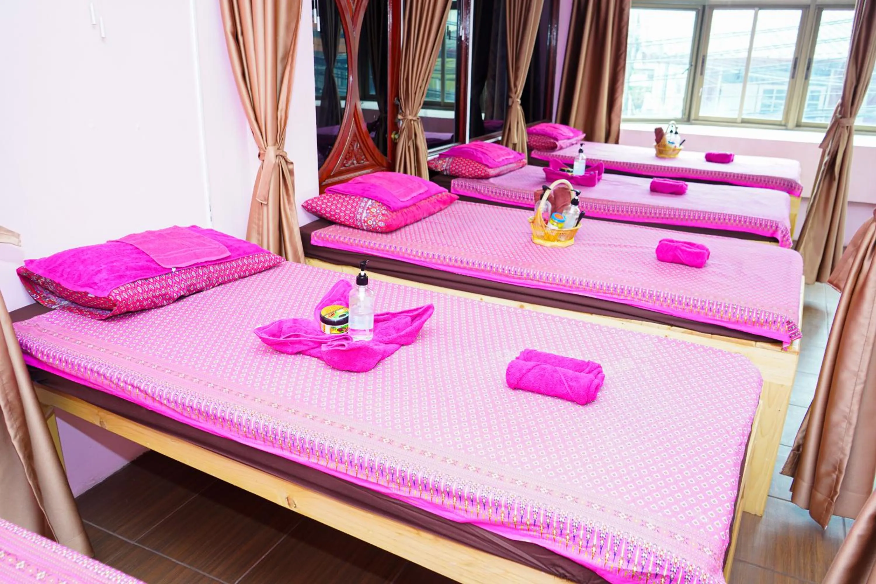 Massage, Bed in Marine paradise Encore