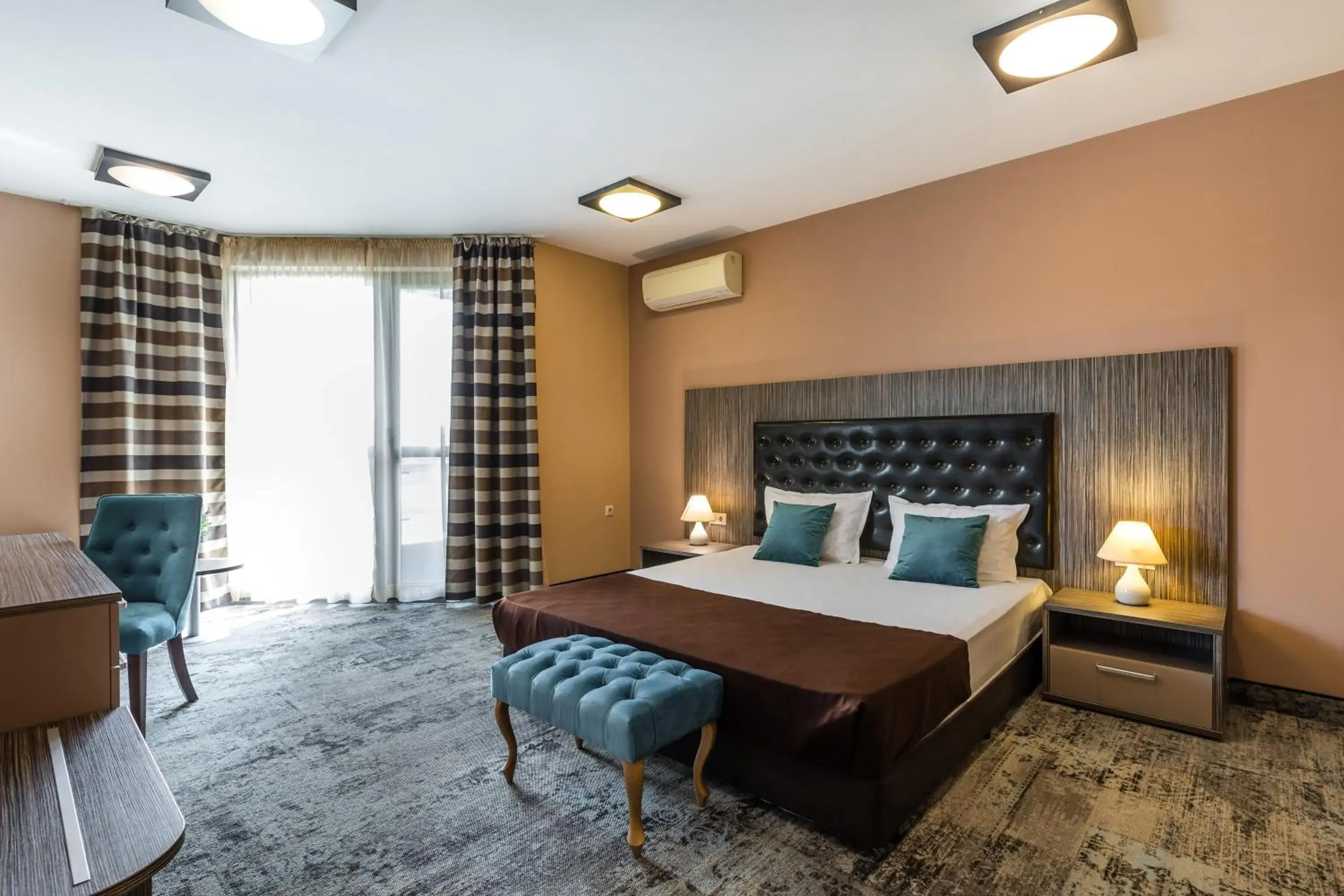 Double Studio (Balcony) Free Parking - single occupancy in Plaza Hotel Plovdiv - Free Parking Double Studio (Balcony) Free Parking - single occupancy in Plaza Hotel Plovdiv - Free Parking