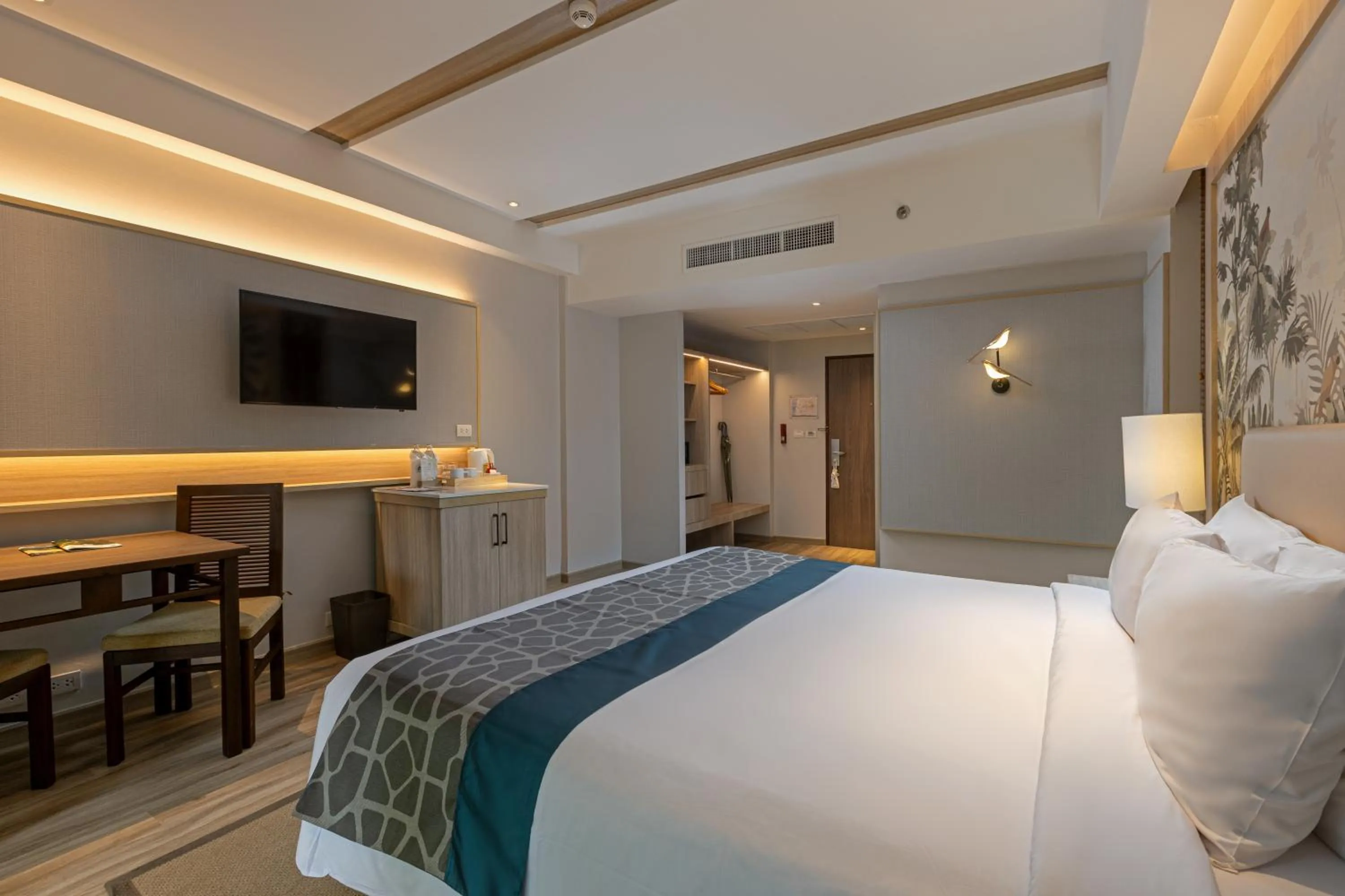 Bedroom, Bed in Khaolak Merlin Resort