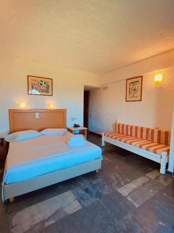 Bed in Karteros Hotel