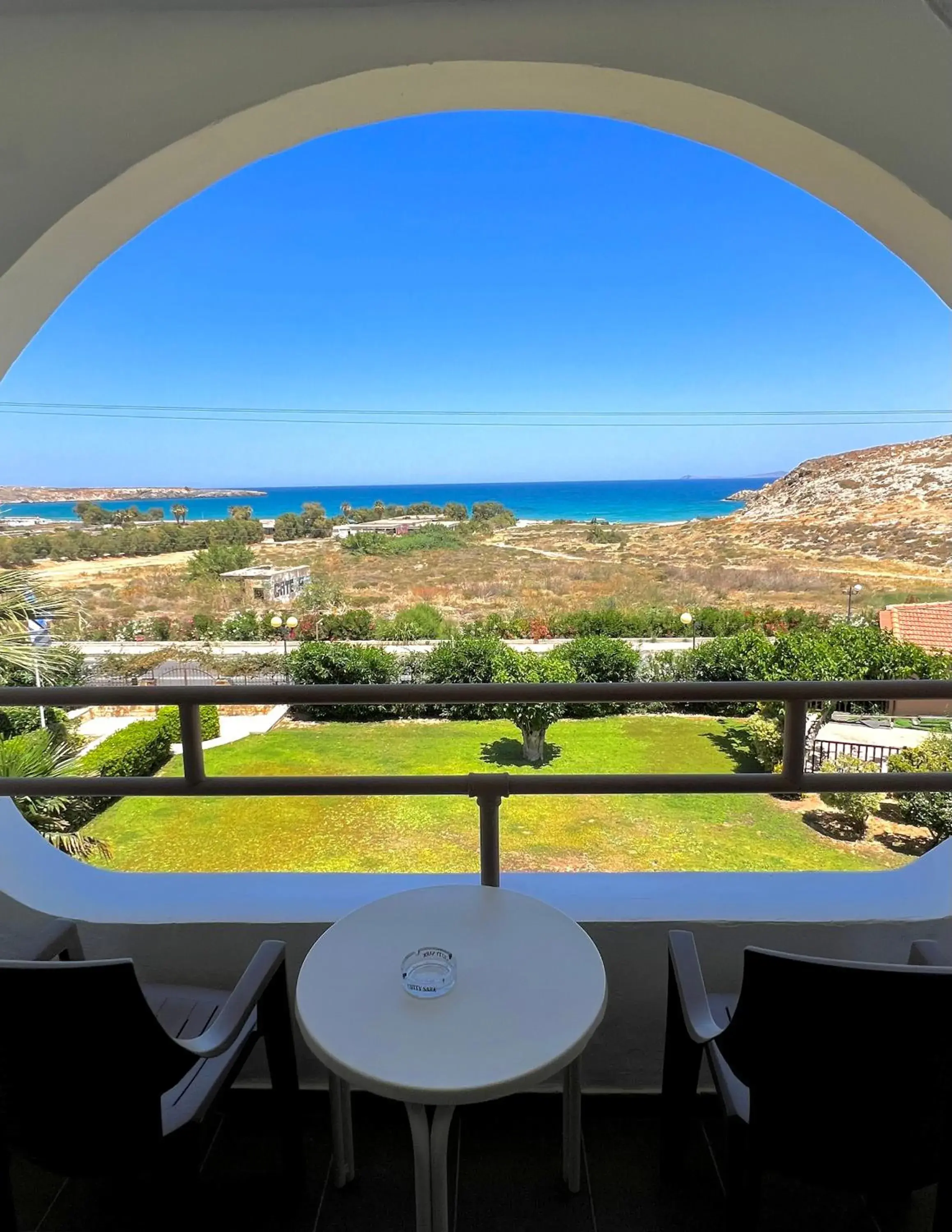 Triple Room with Sea View in Karteros Hotel Triple Room with Sea View in Karteros Hotel