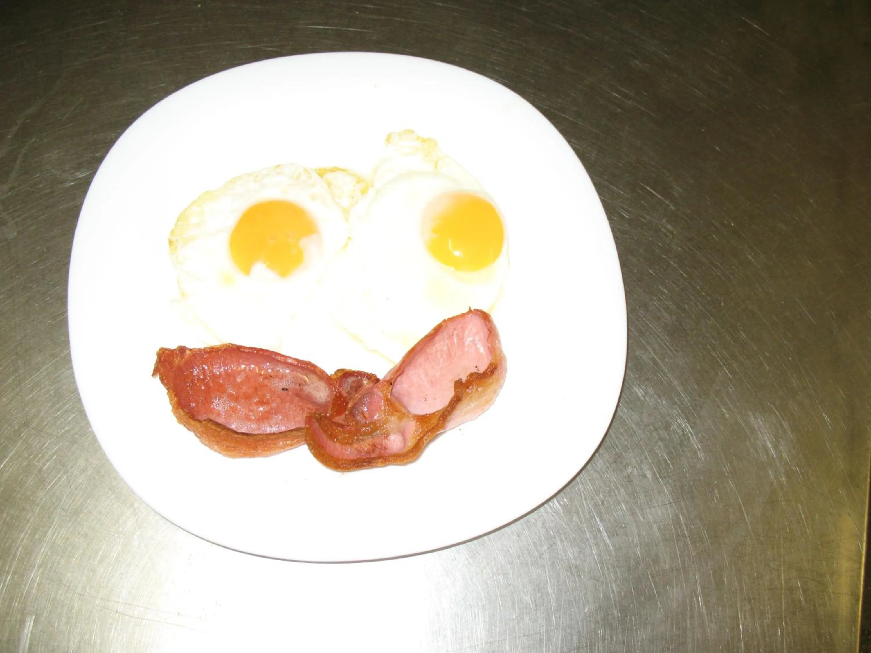 Food and drinks in Michaelson House Hotel