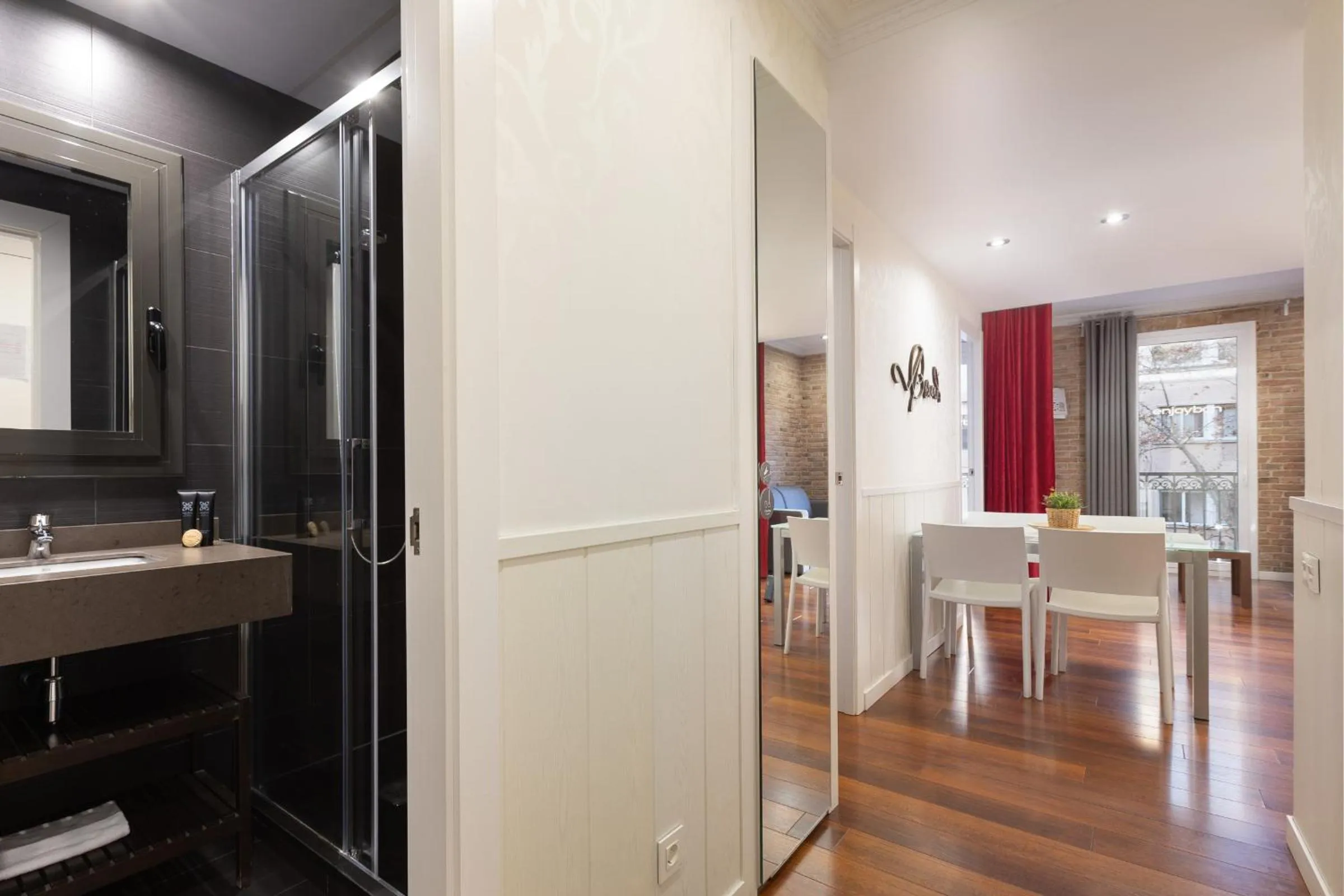 Bathroom in Enjoybcn Gaudi Apartments