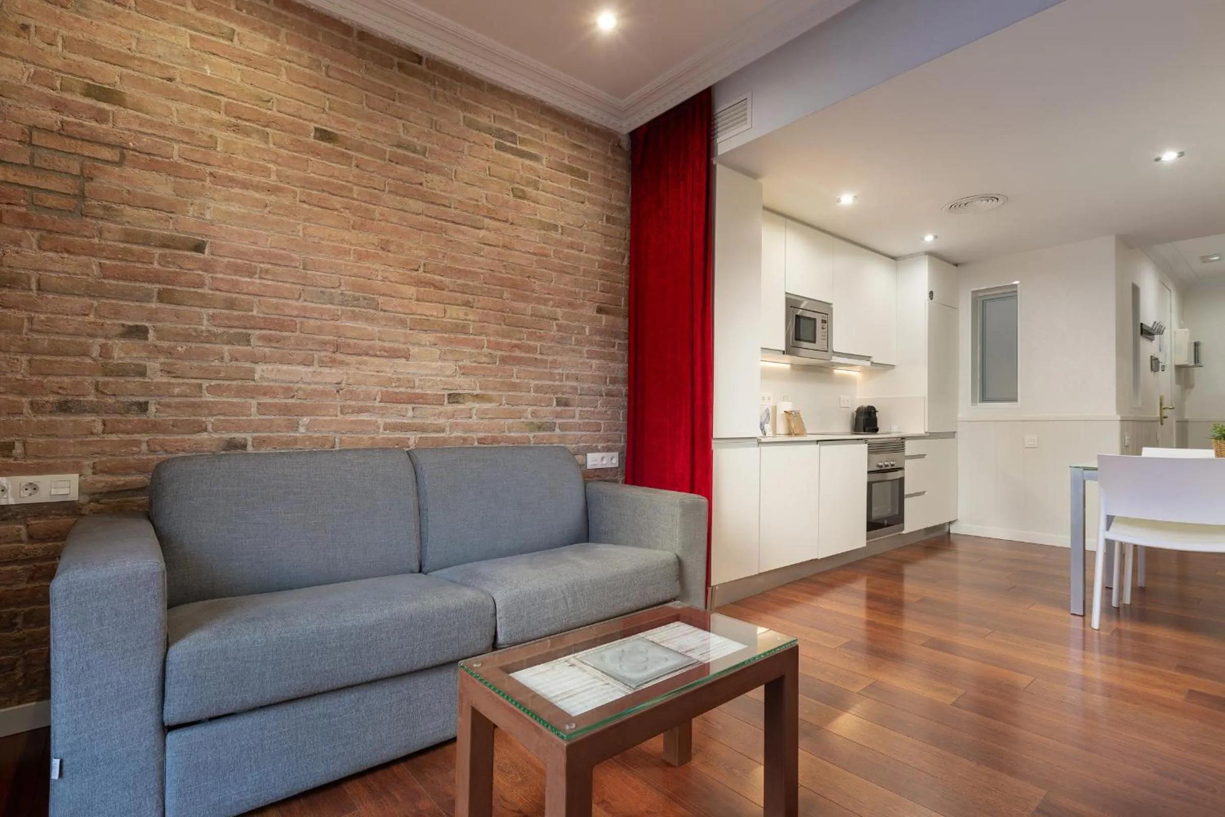 Kitchen or kitchenette in Enjoybcn Gaudi Apartments