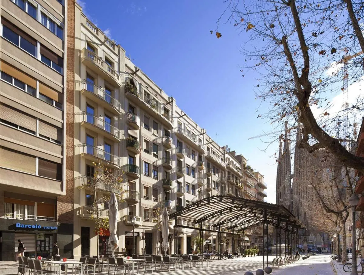 Facade/entrance in Enjoybcn Gaudi Apartments