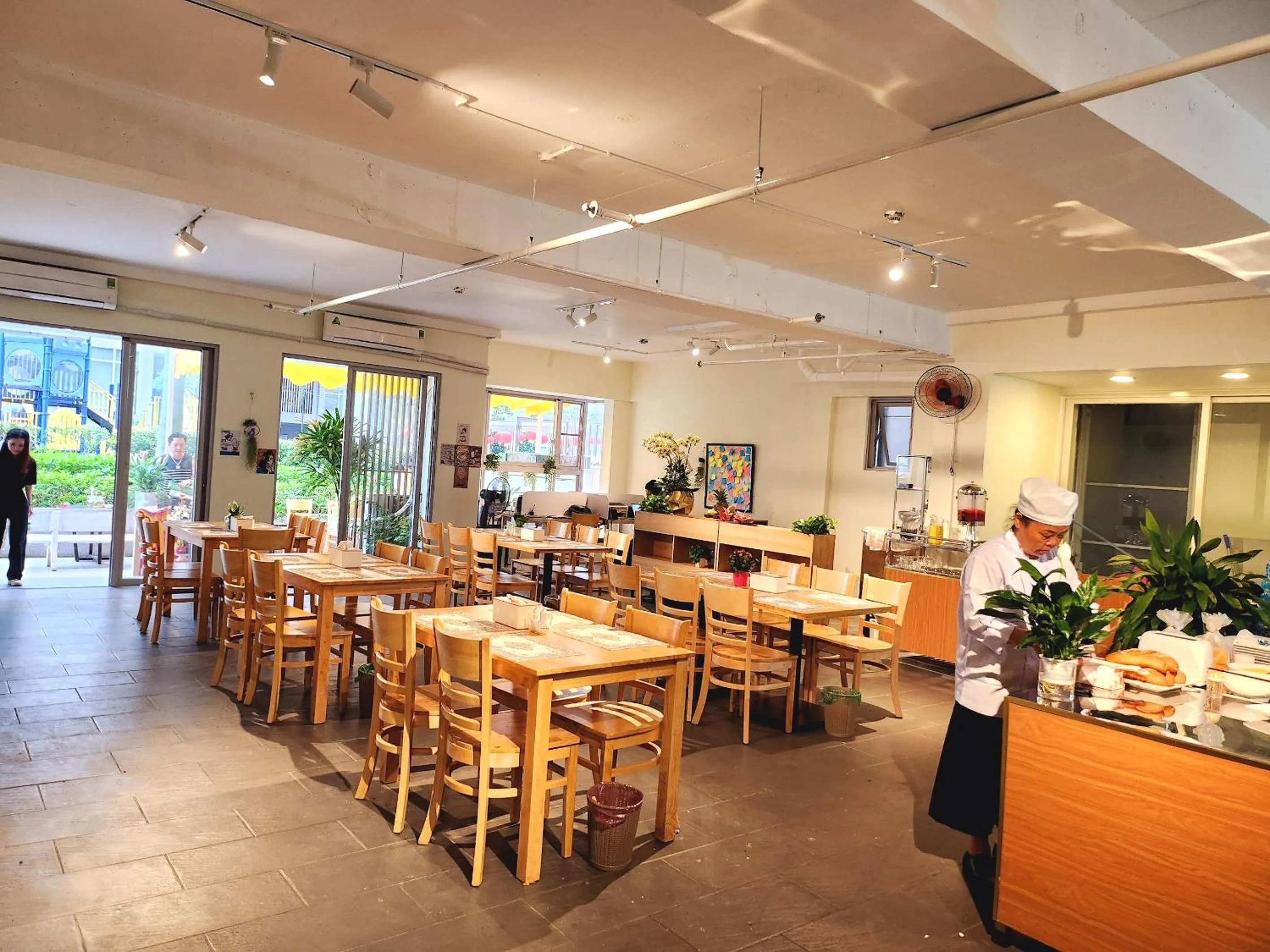 Restaurant/places to eat in Michael Apartment Scenic Valley