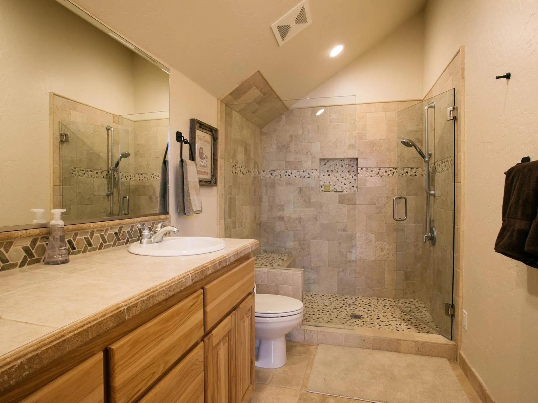 Spacious Sandpoint Chalet with Hot Tub Views