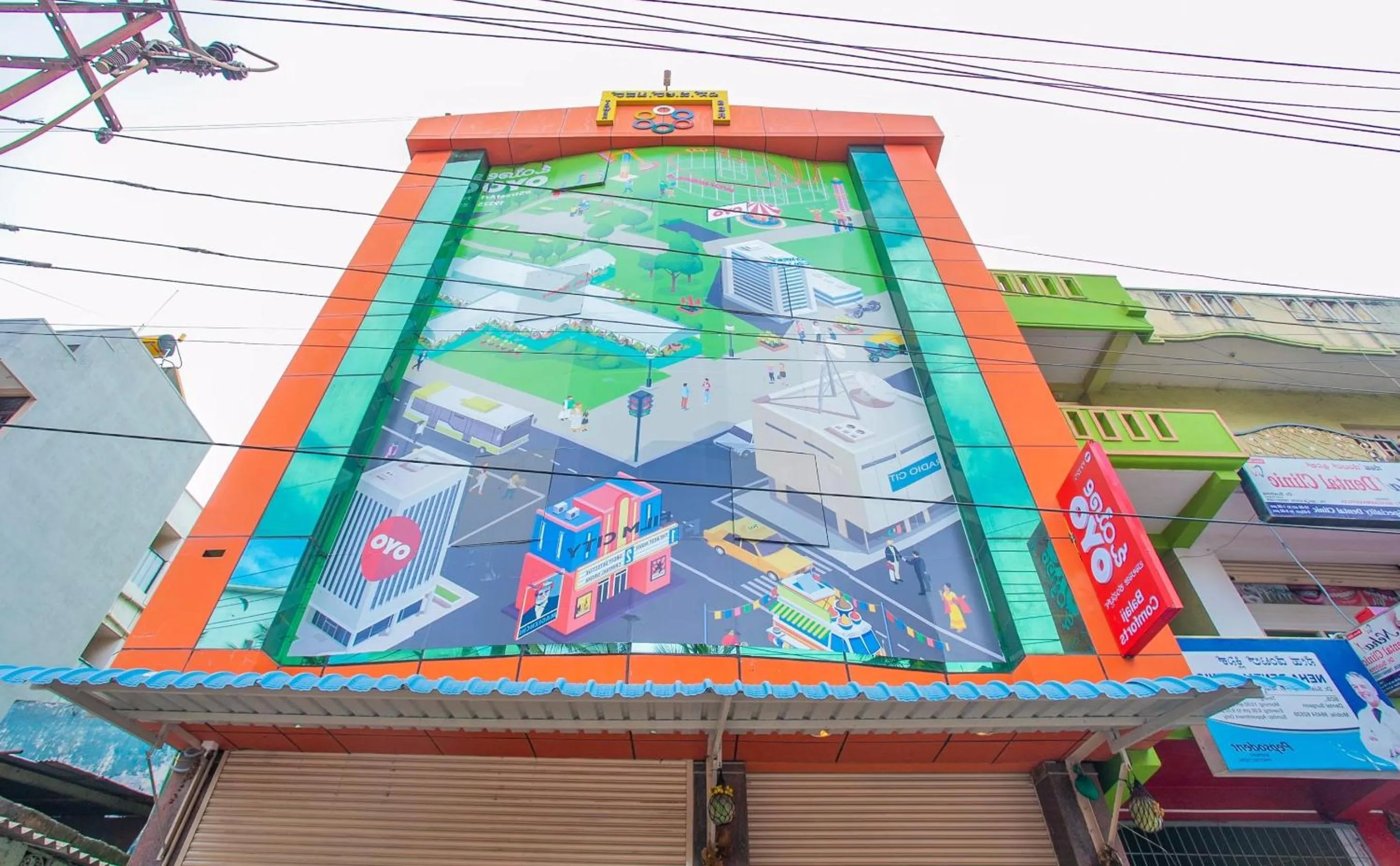 Facade/entrance in Hotel O Sri Hari Premium Comforts Near Sandhya Digital K Theatre