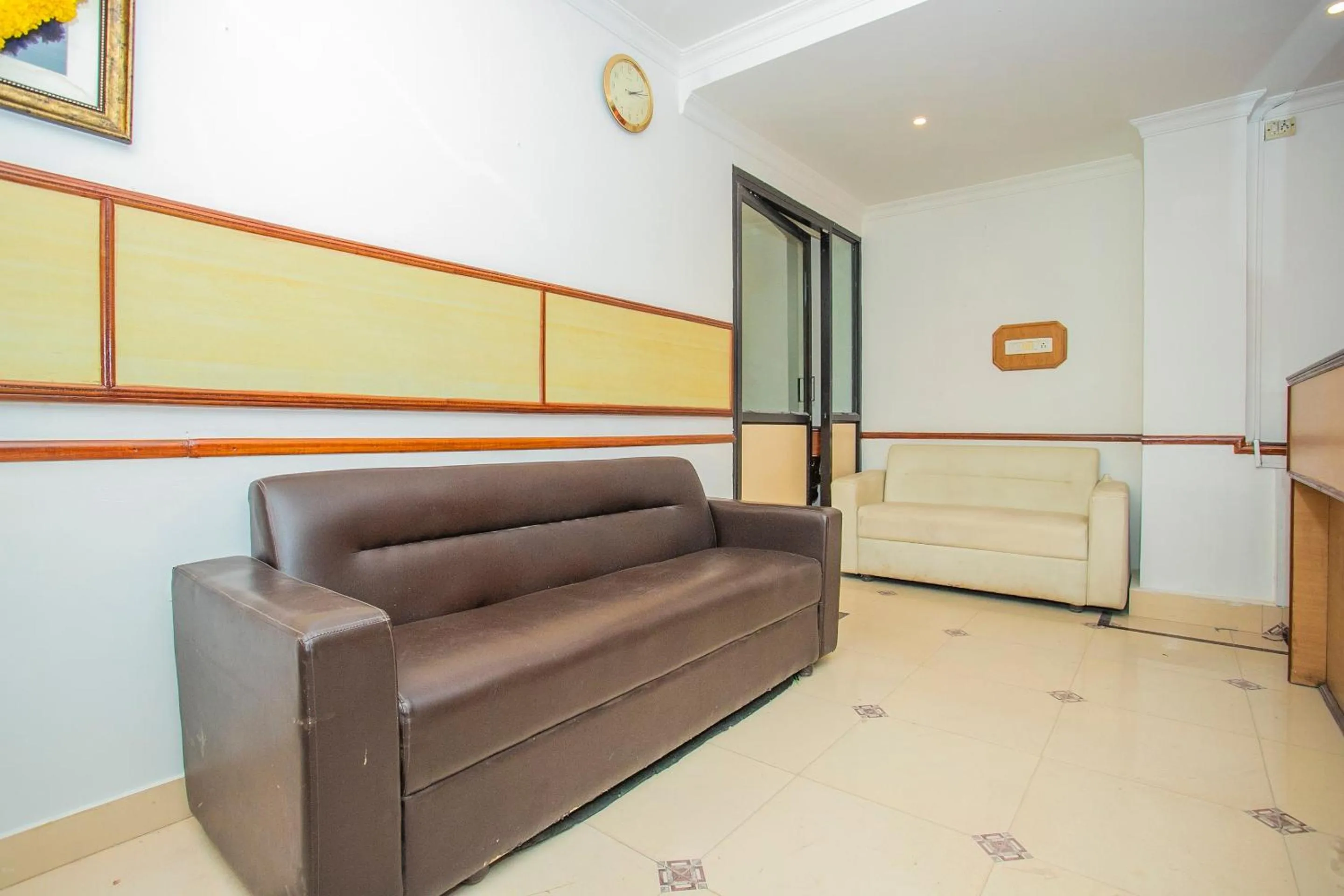 Lobby or reception in Hotel O Shree AMM Residency