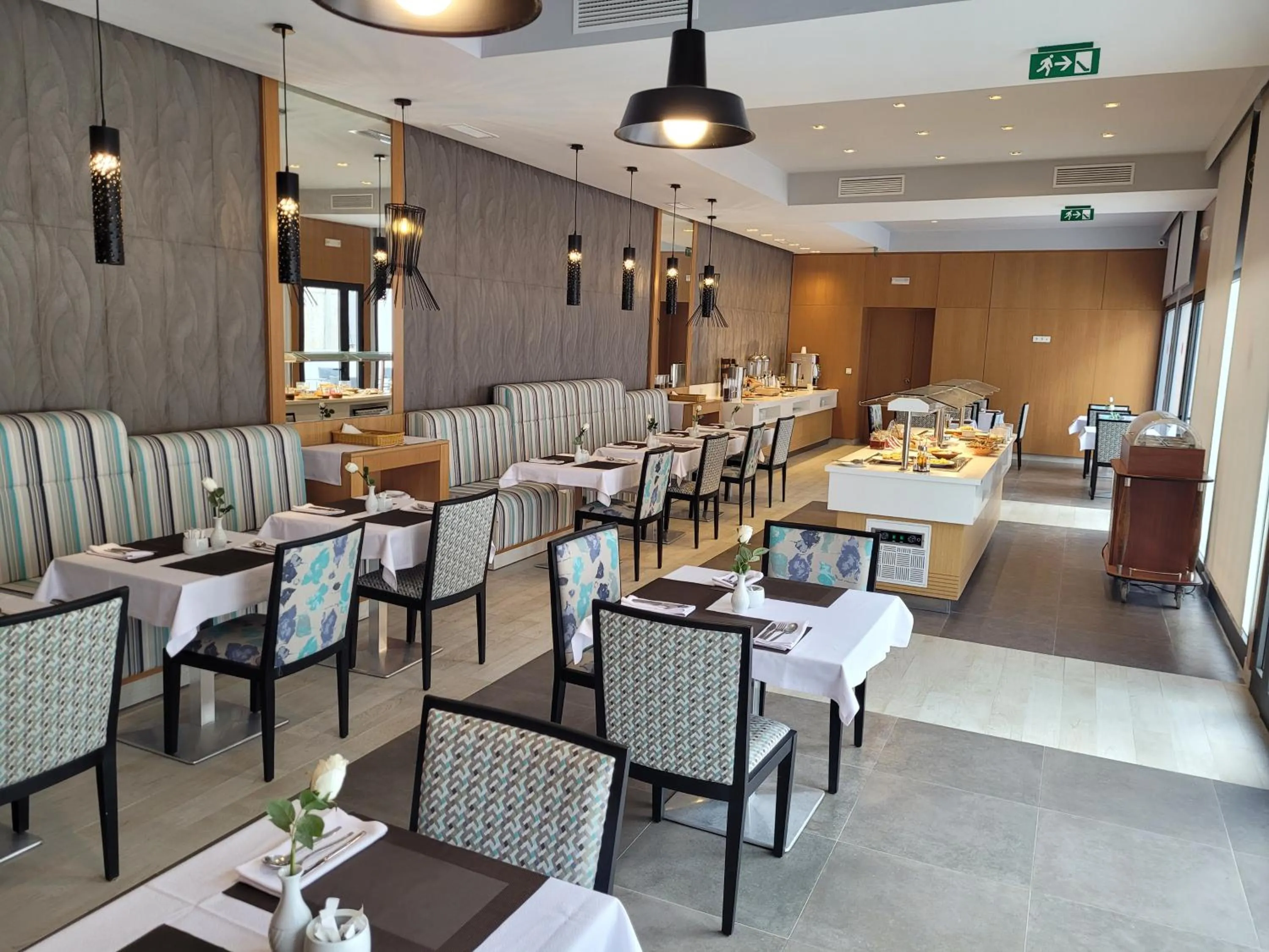 Breakfast in Hotel Tiba