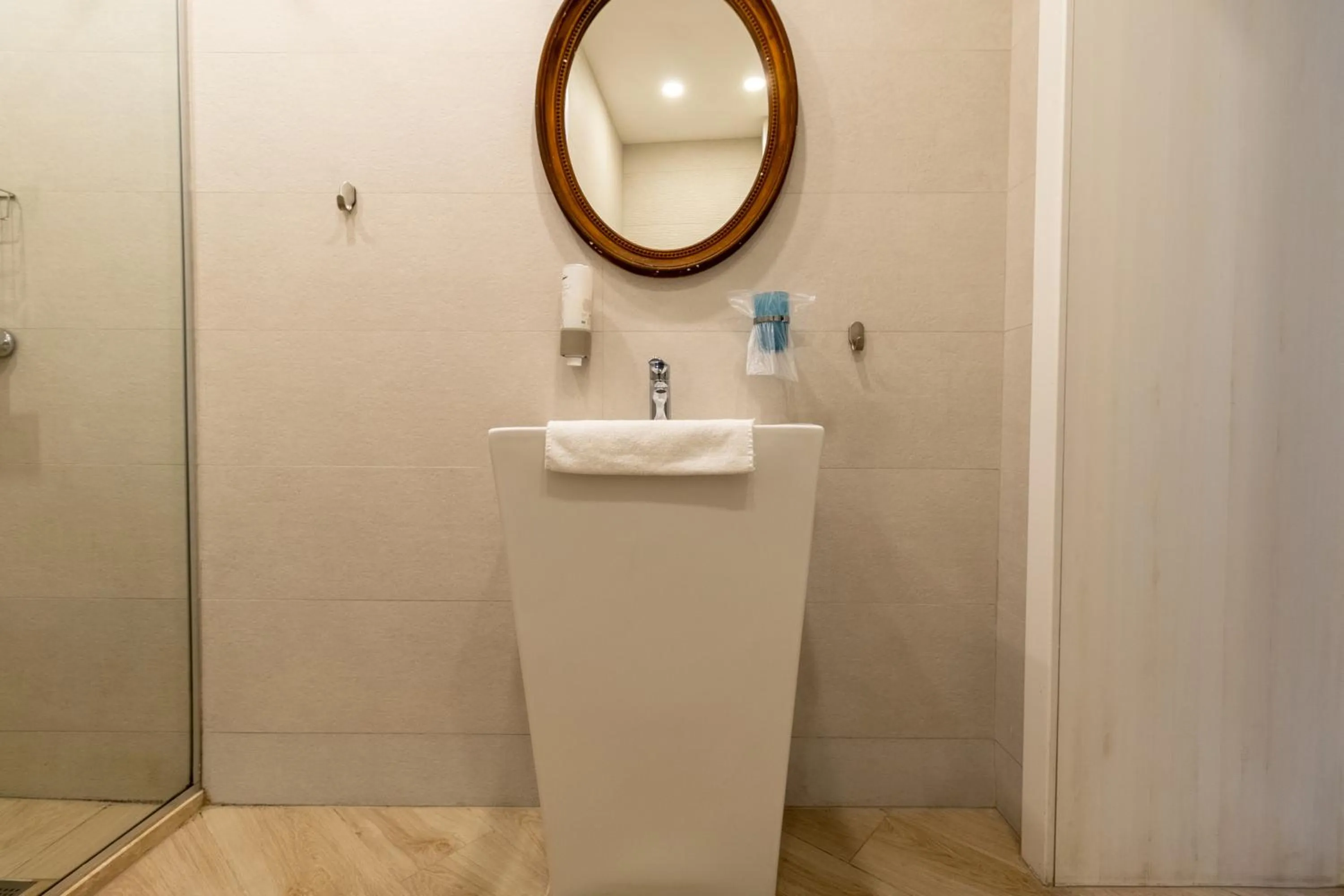 Bathroom in Lumiere House Sibiu