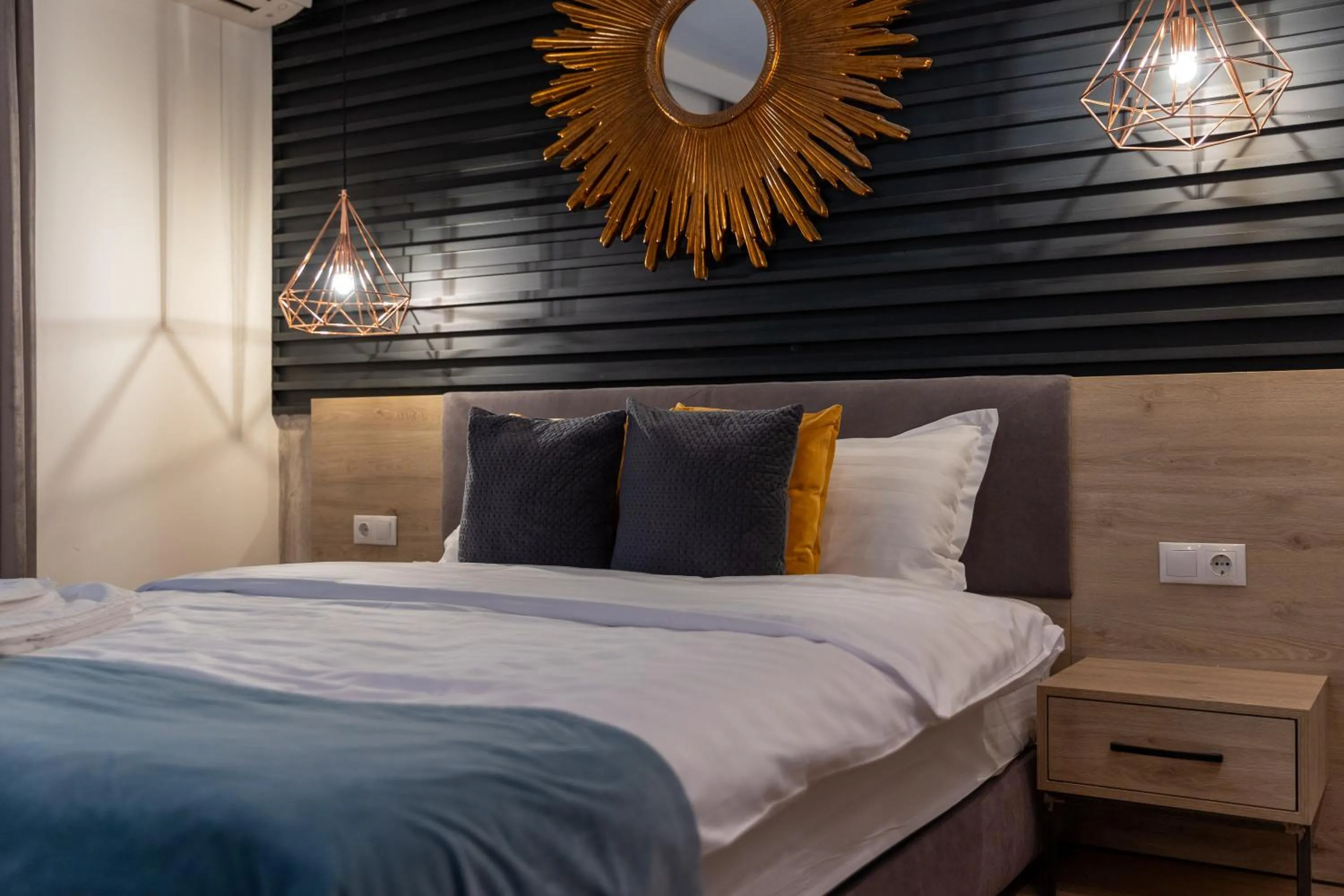 Bed in Lumiere House Sibiu