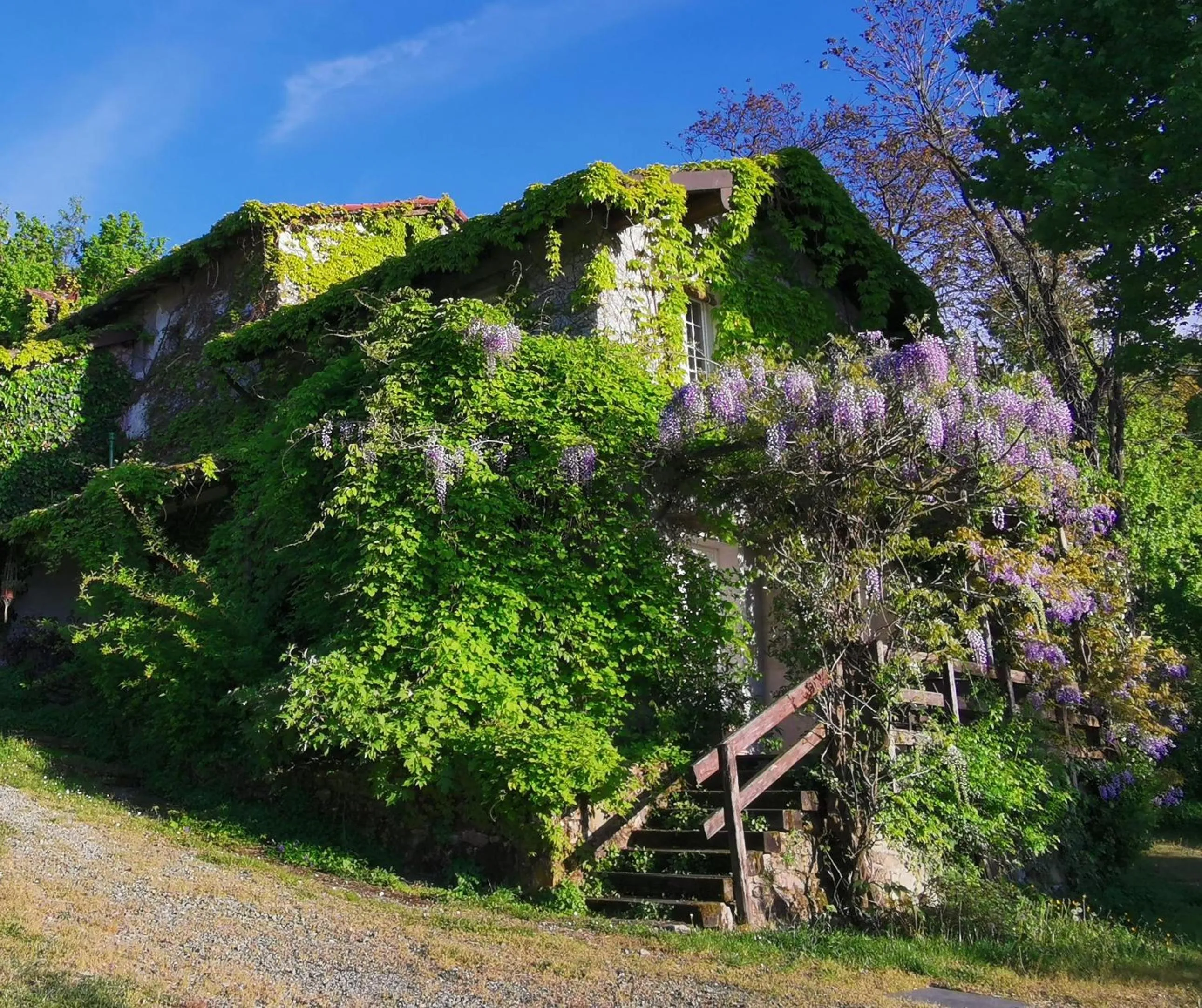 Property building in La Traversina