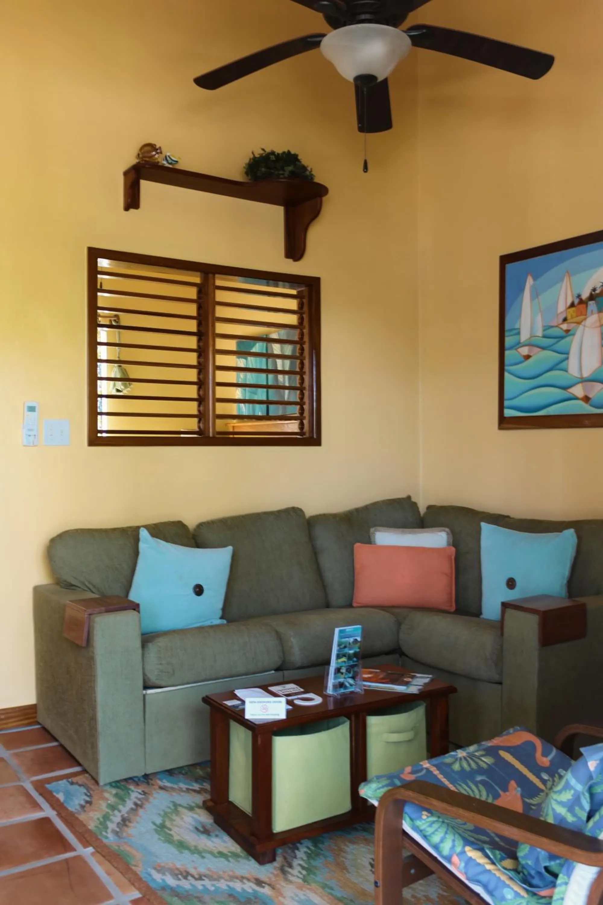 Seating area in Sapphire Beach Resort