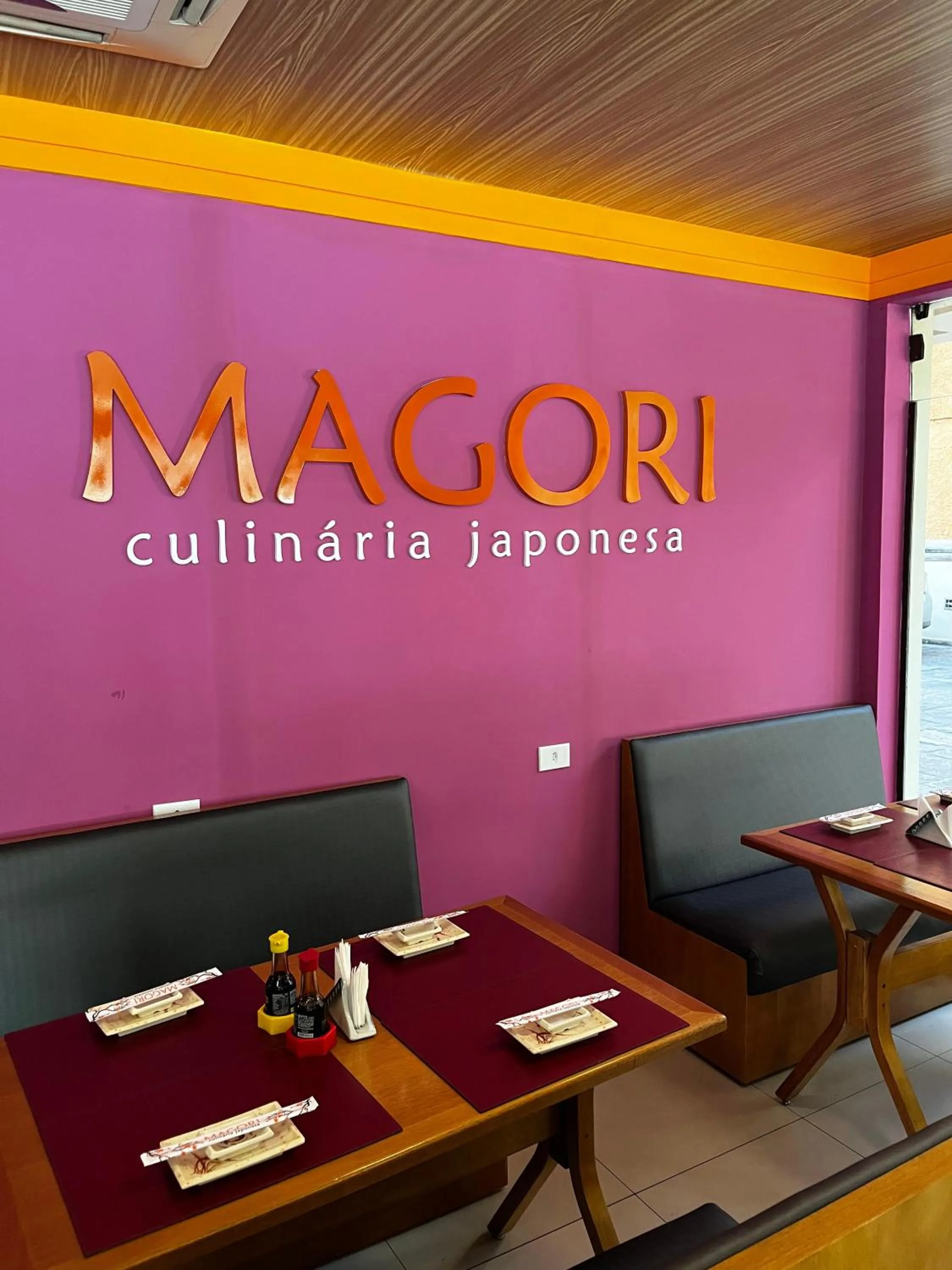 Restaurant/places to eat in Travel Inn Flats Jardins