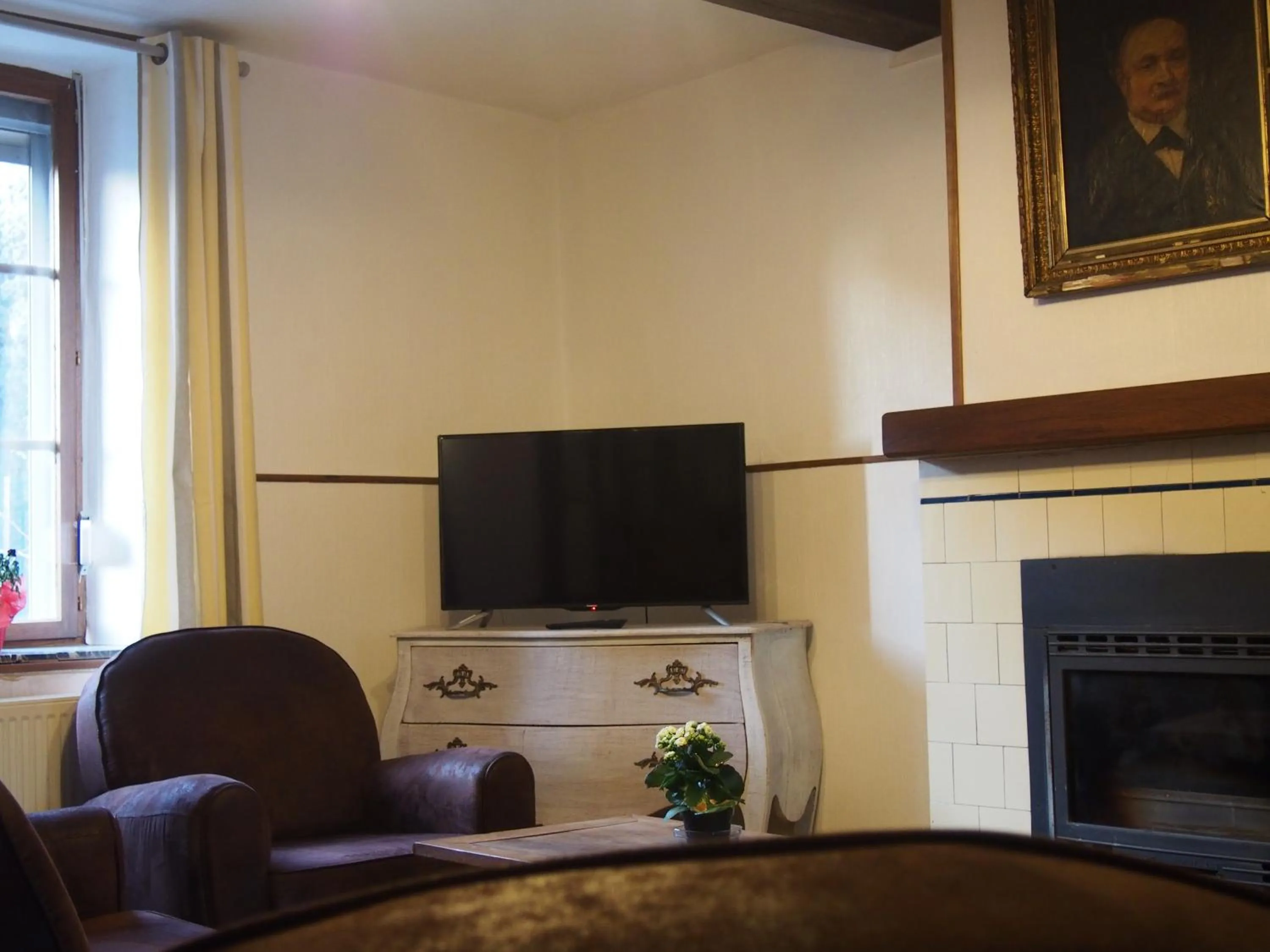 TV and multimedia in Hotel Val Saint Hilaire