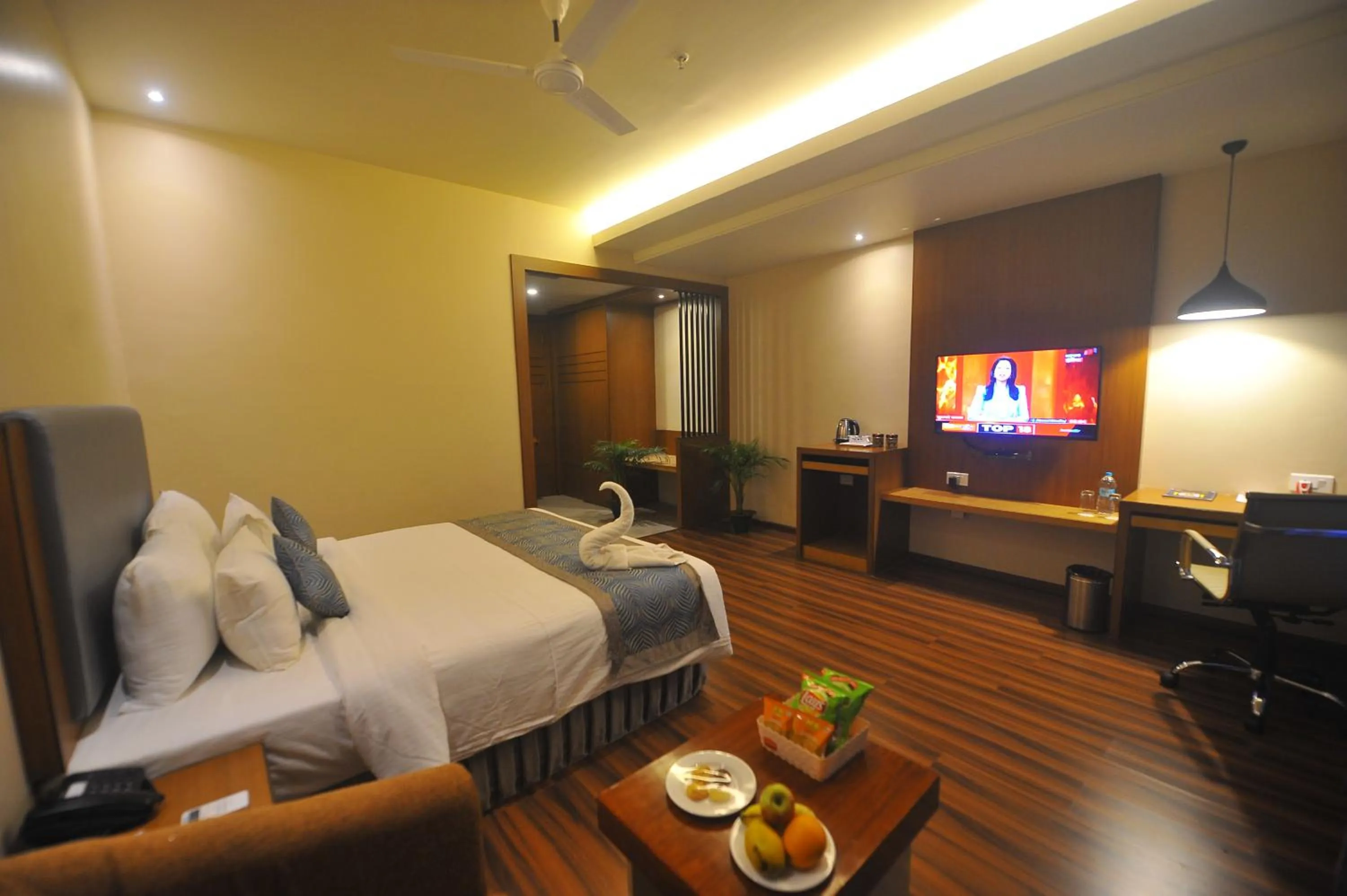 Pipul Padmaja Premium Hotel