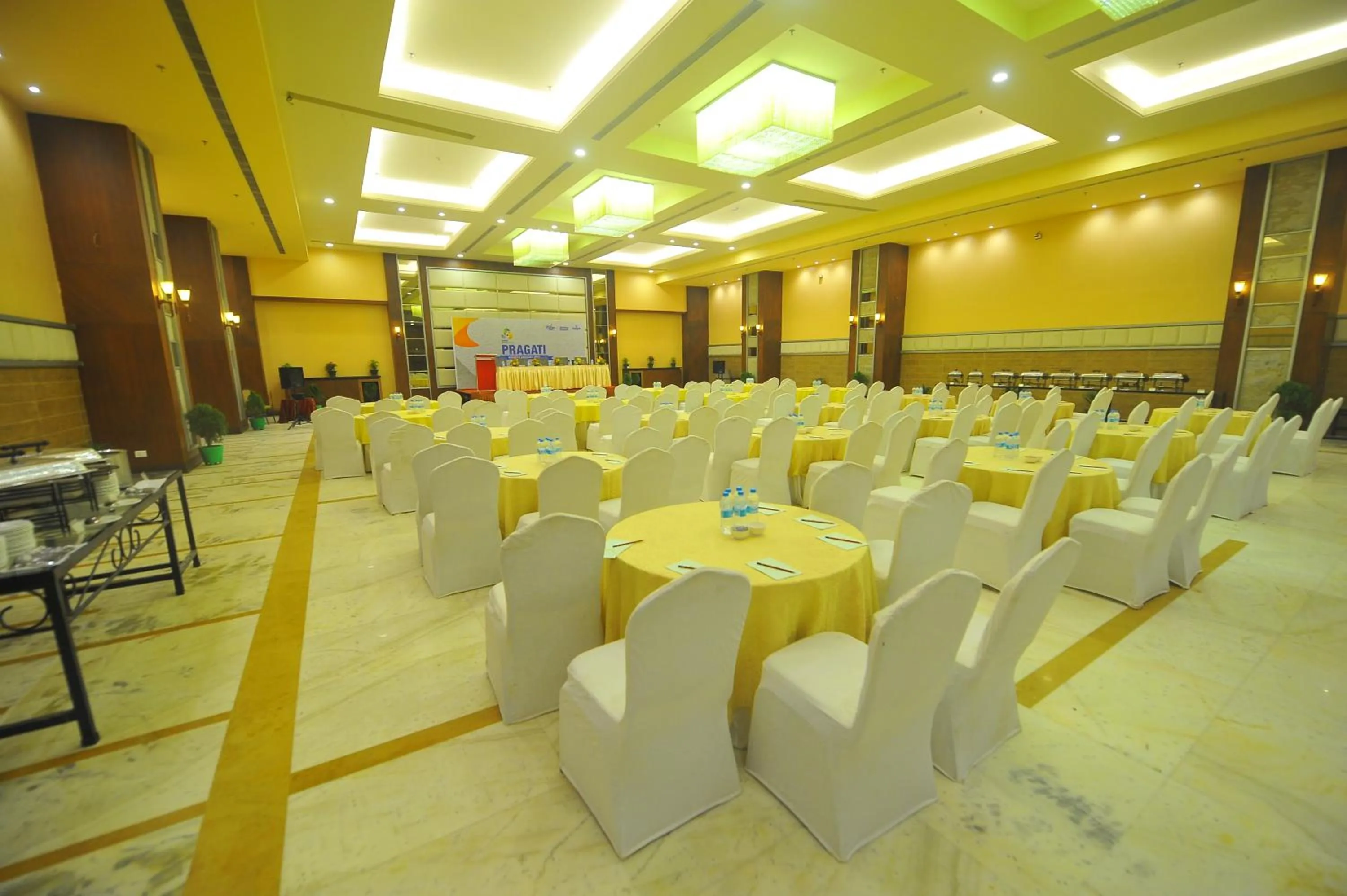 Pipul Padmaja Premium Hotel