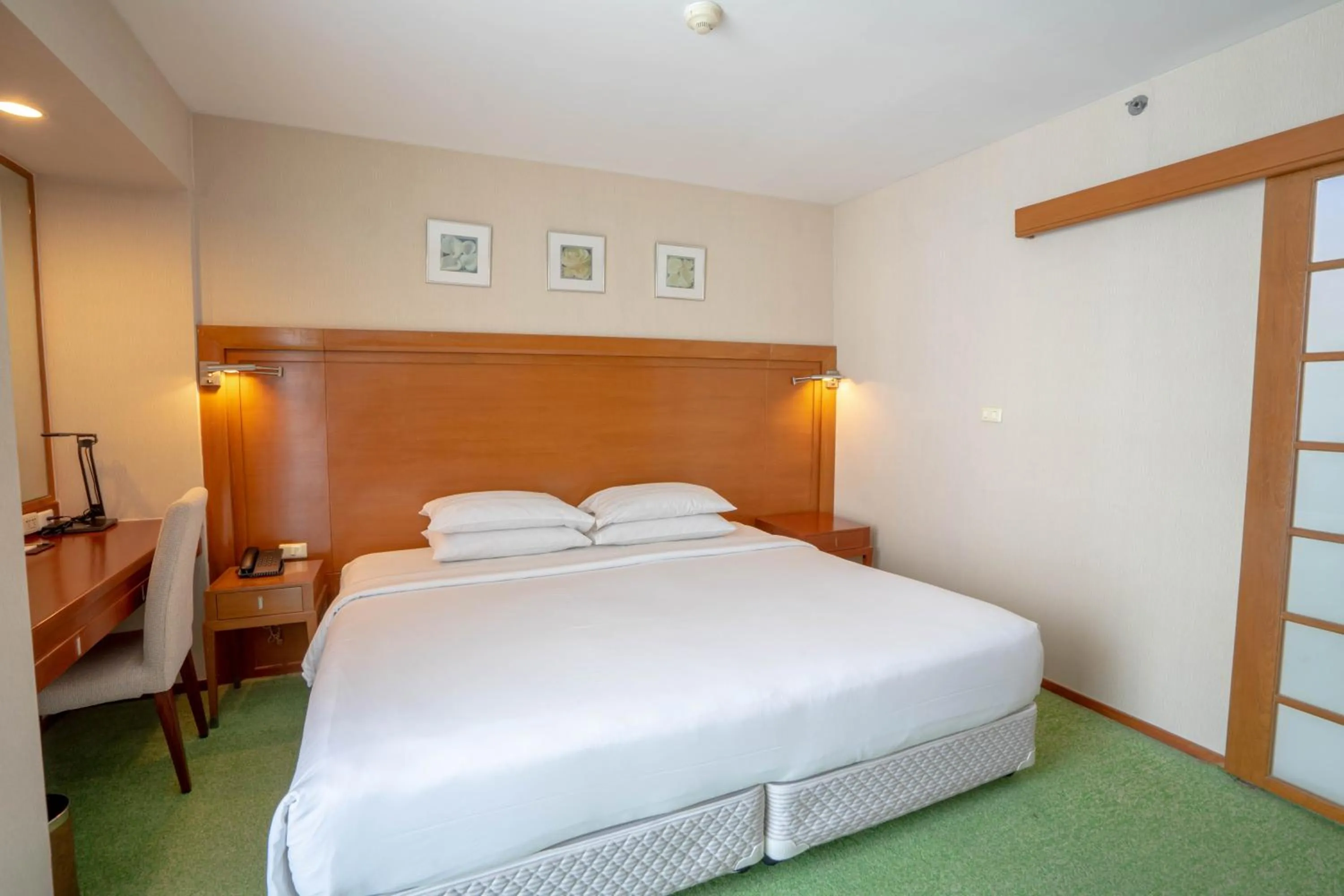 Bedroom, Bed in AT EASE saladaeng by AETAS